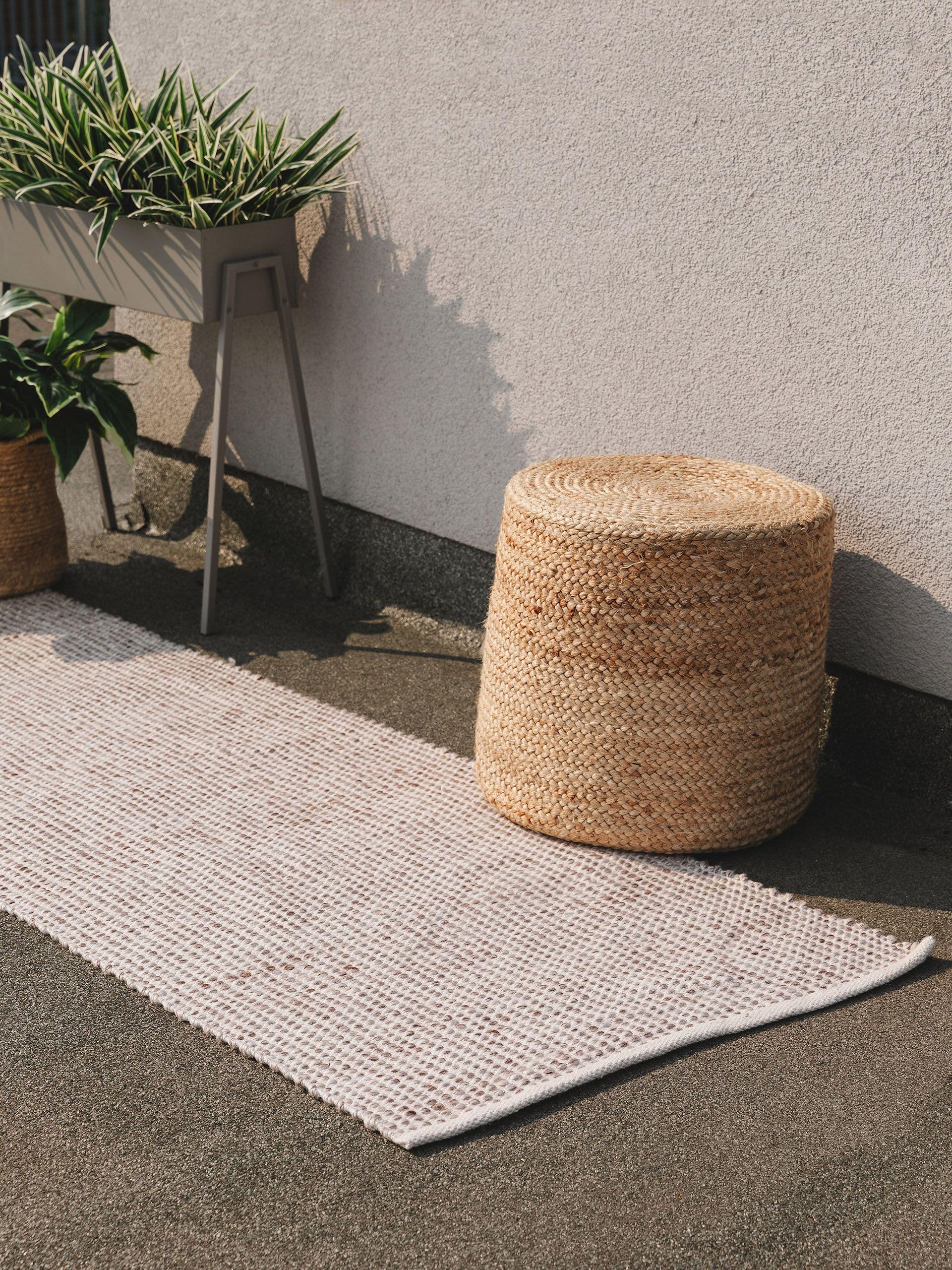 Alfombra de 100% Polyester (PET reciclado) en Beige con un pelo de {{Placeholder_Pile Height}} de altura de benuta Pure