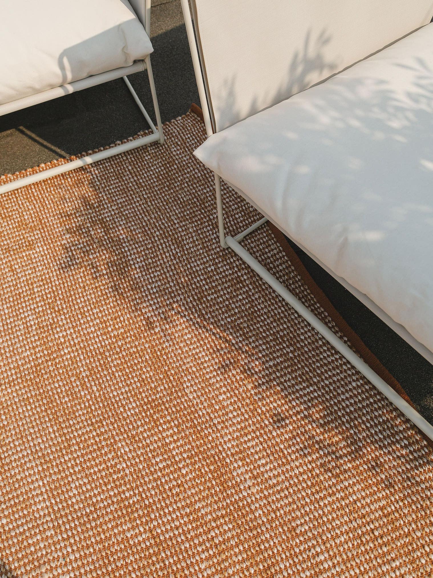 Tappeto di 100% poliestere (riciclaggio PET) in Marrone con pelo alto 1- 5 mm da benuta Pure