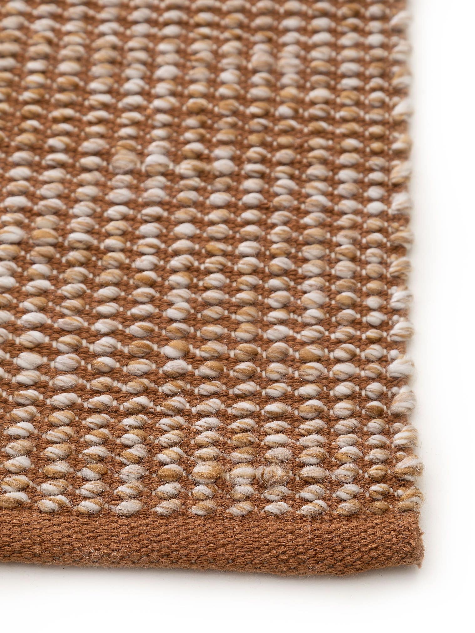 Tappeto di 100% poliestere (riciclaggio PET) in Marrone con pelo alto 1- 5 mm da benuta Pure