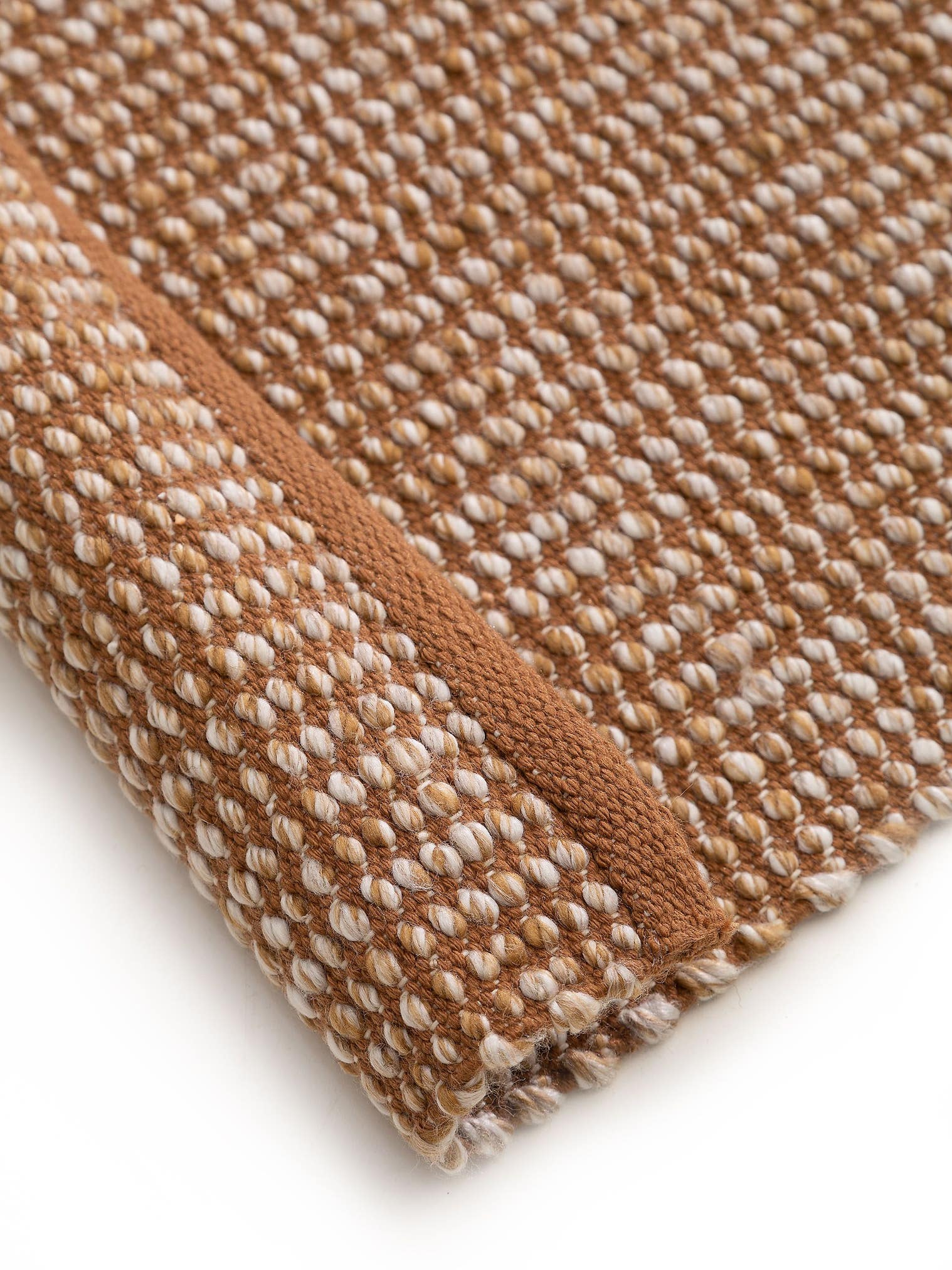 Tappeto di 100% poliestere (riciclaggio PET) in Marrone con pelo alto 1- 5 mm da benuta Pure