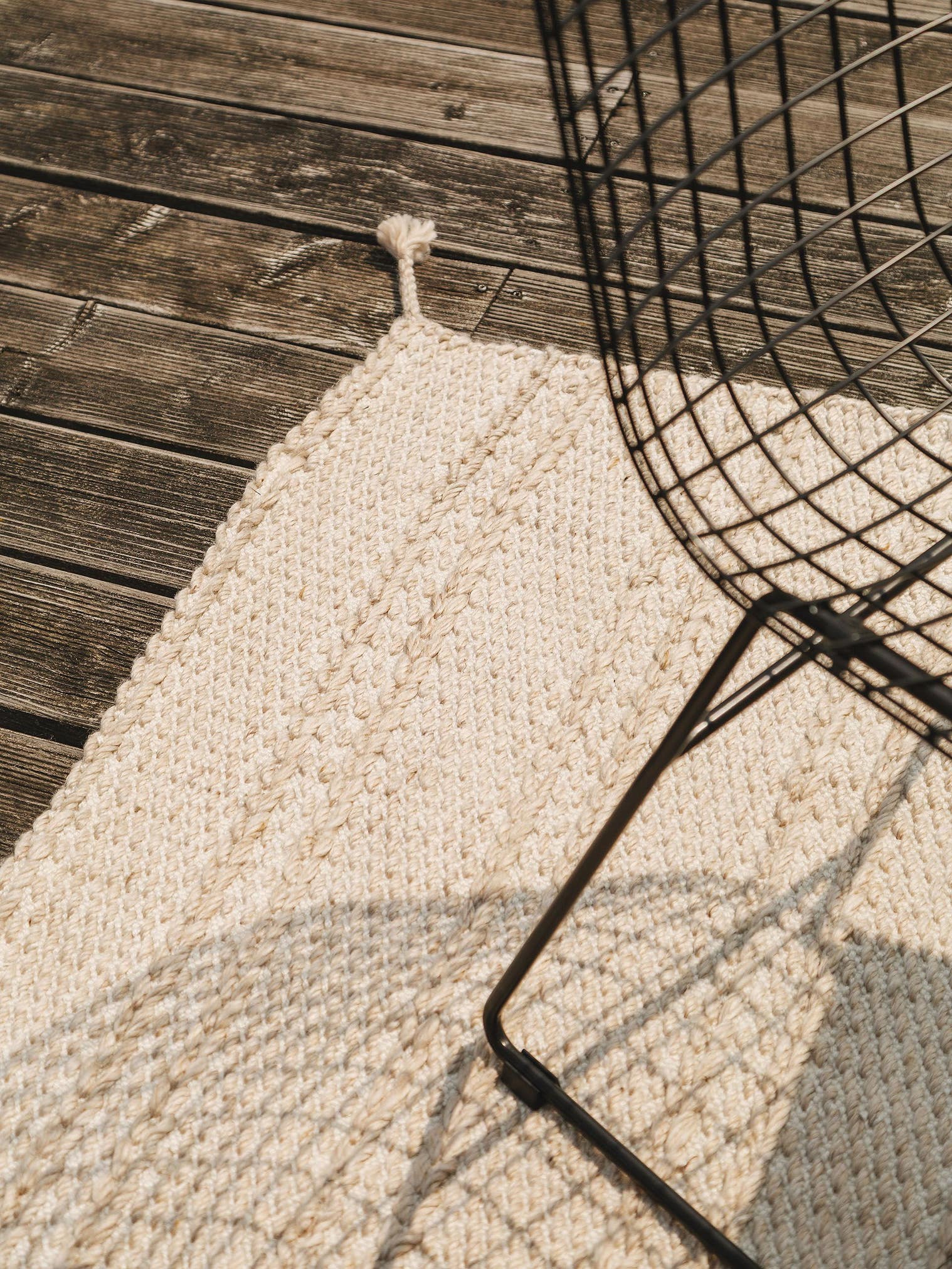 Teppich aus 100% Polyester (recyceltes PET) in Beige mit bis 5 mm hohem Flor von benuta Pure