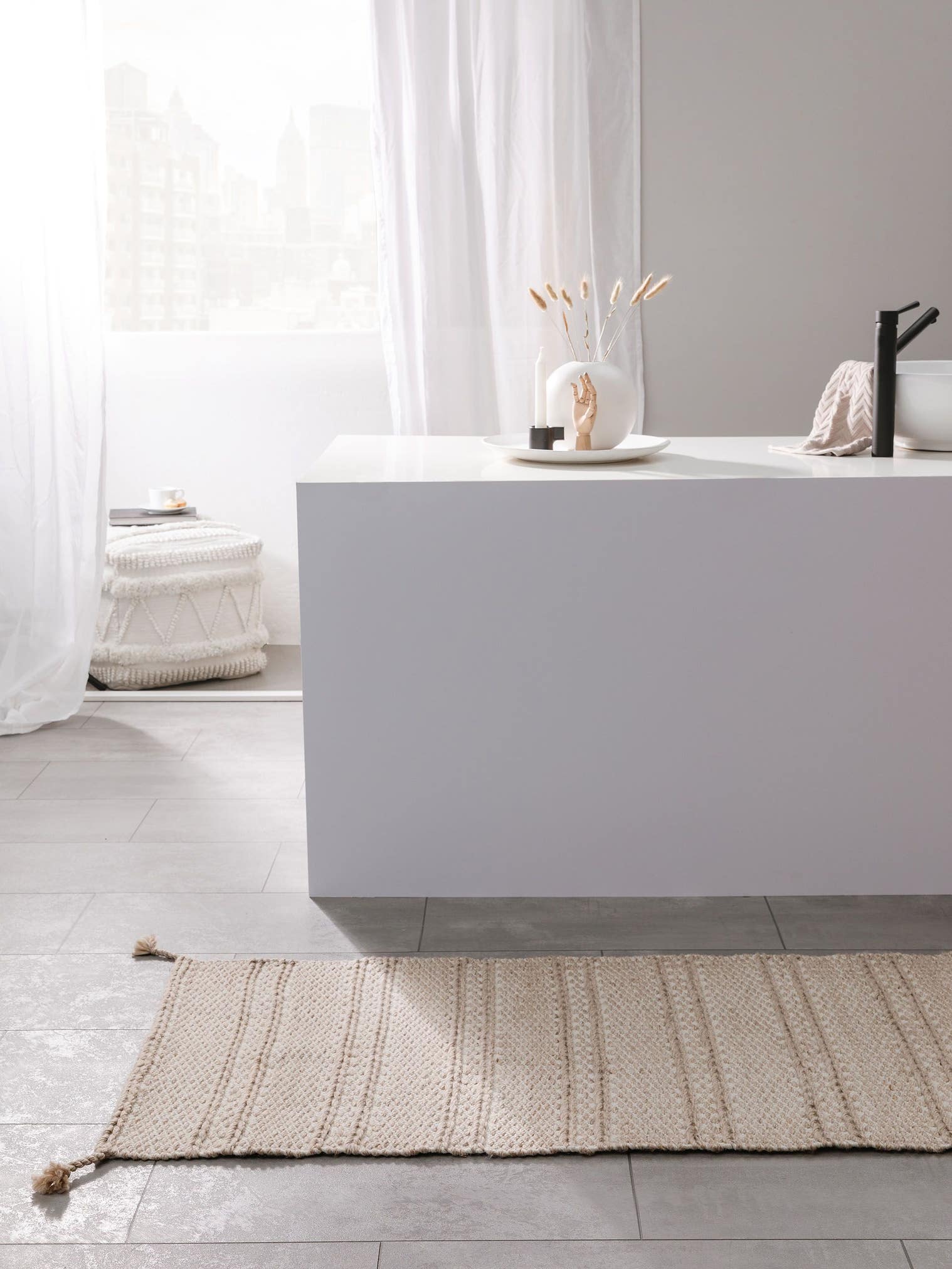 Teppich aus 100% Polyester (recyceltes PET) in Beige mit bis 5 mm hohem Flor von benuta Pure