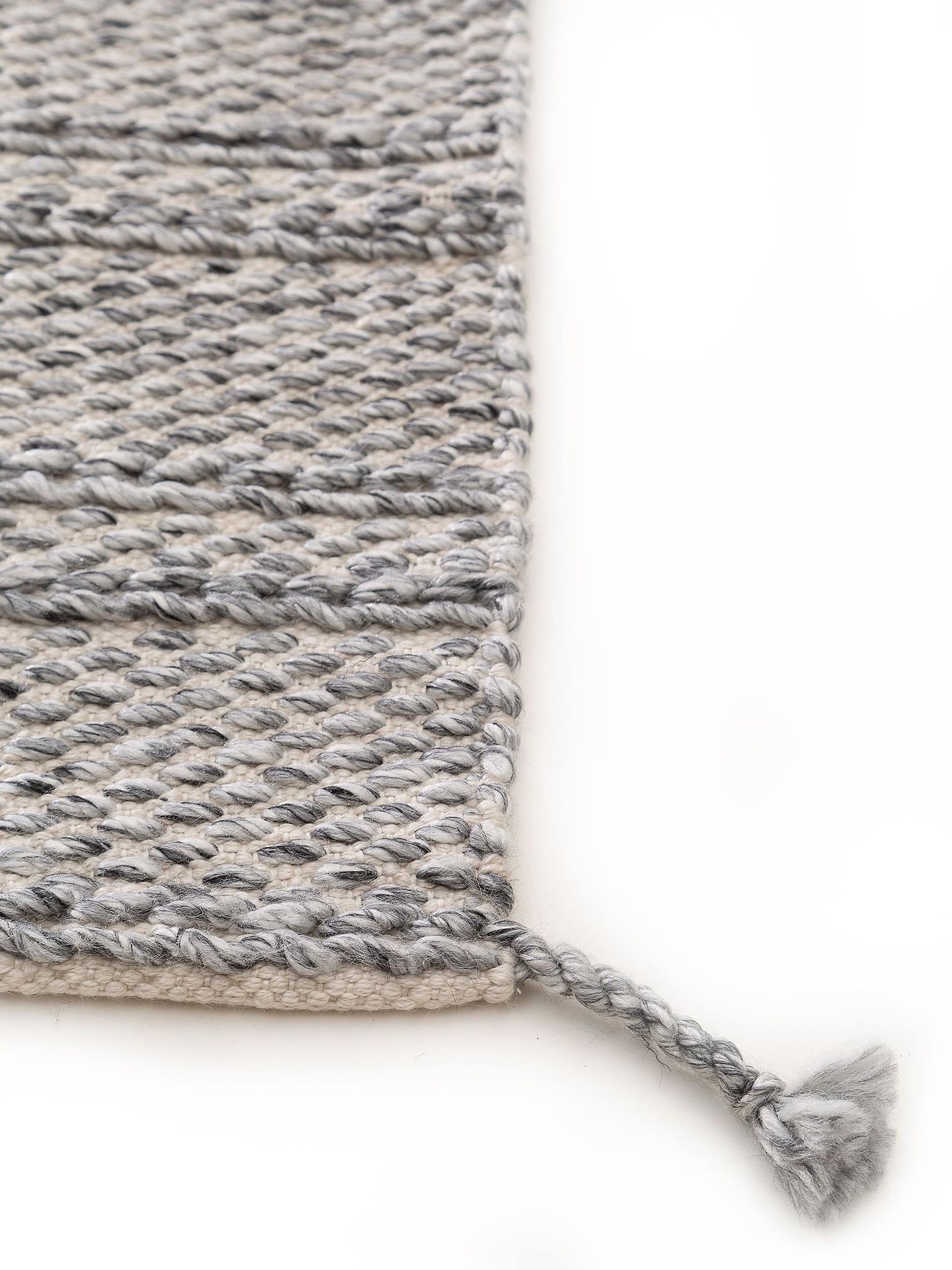 Teppich aus 100% Polyester (recyceltes PET) in Grau mit bis 5 mm hohem Flor von benuta Pure