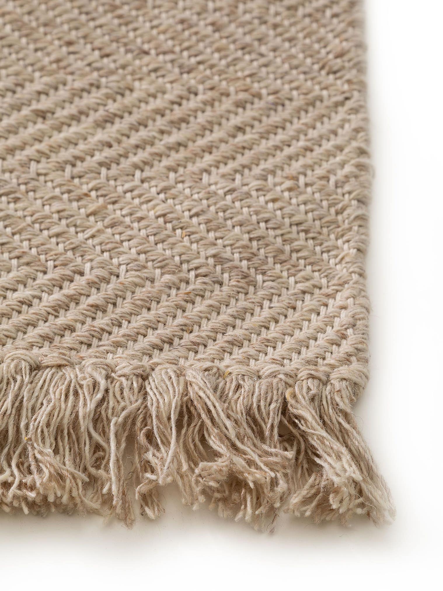 Teppich aus 60% Wolle, 20% Baumwolle, 20% Polyester in Beige mit bis 5 mm hohem Flor von benuta Pure