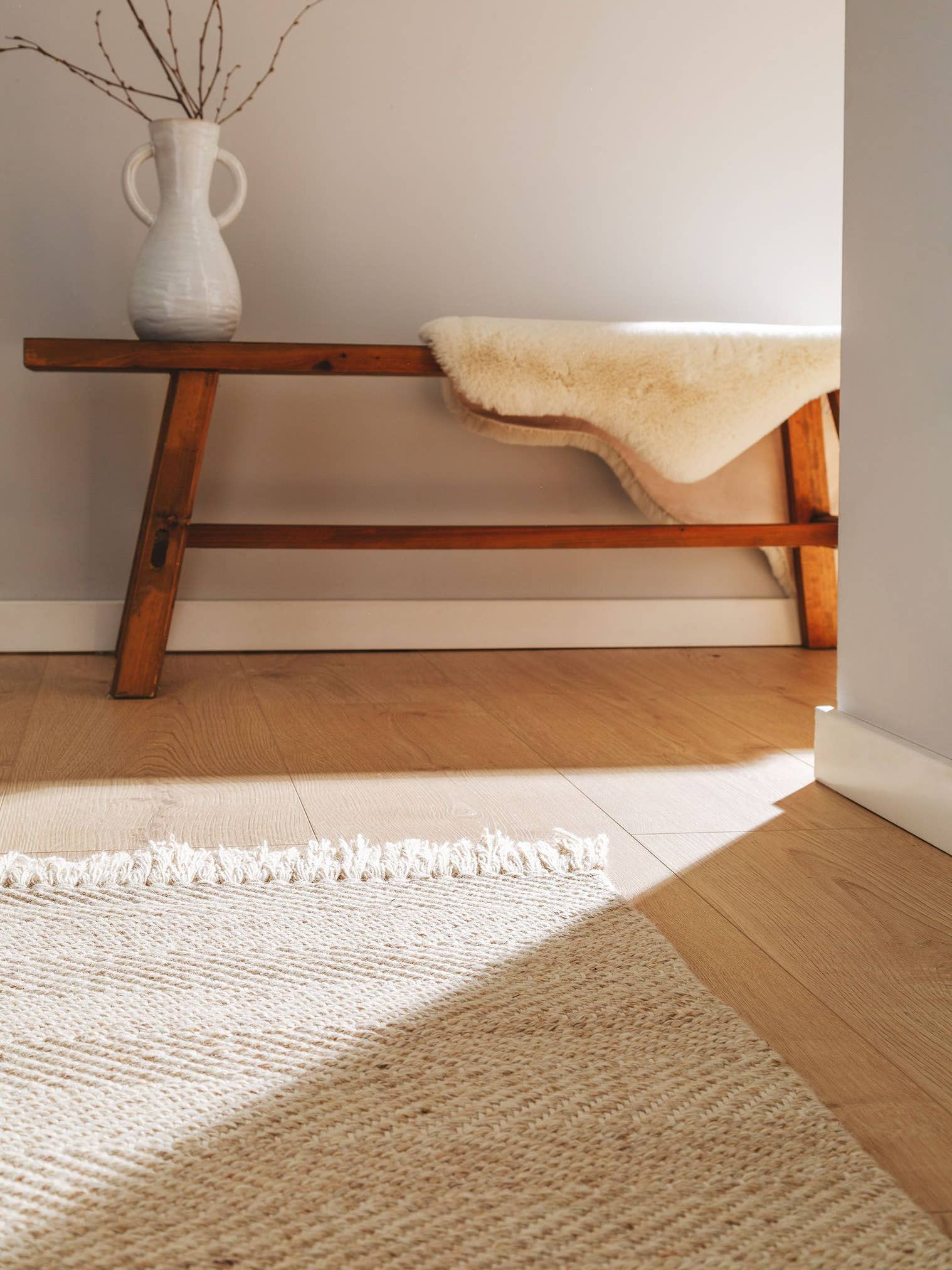 Rug made of 60% Wool, 20% Cotton, 20 %Polyester in Beige with a 1- 5 mm high pile by benuta Pure