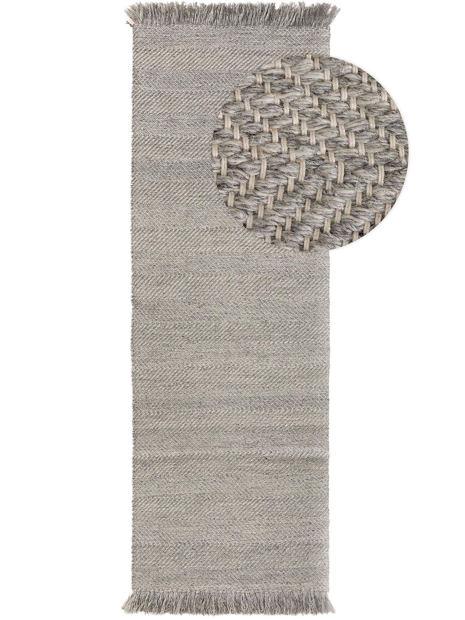 Teppich aus 60% Wolle, 20% Baumwolle, 20% Polyester in Grau mit bis 5 mm hohem Flor von benuta Pure