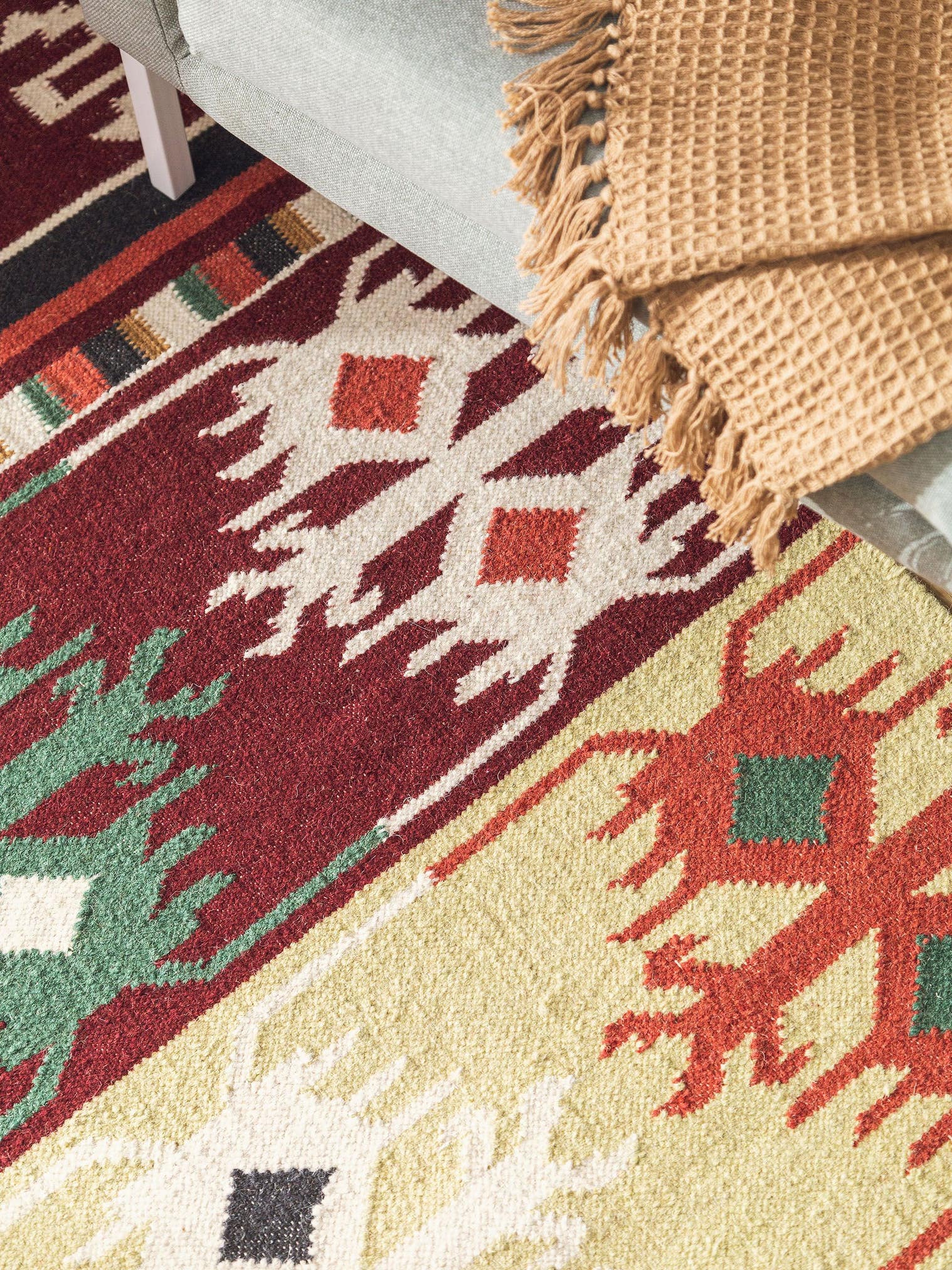 Alfombra de 80% lana, 20% algodón en Multicolor con un pelo de {{Placeholder_Pile Height}} de altura de benuta Nest