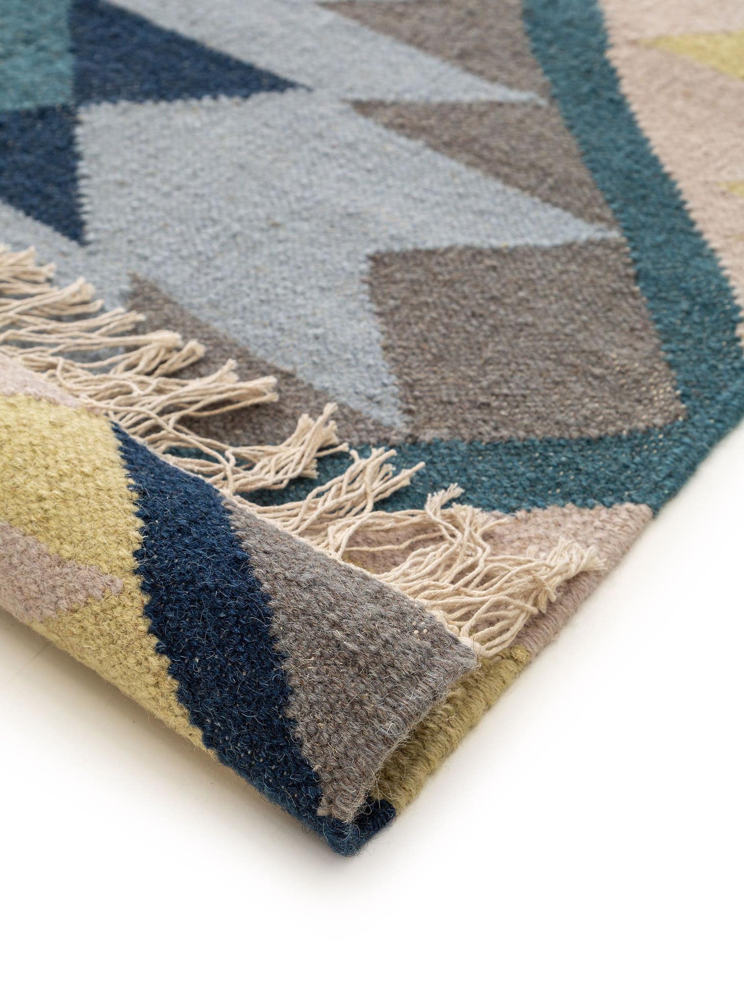 Tappeto di 80% lana, 20% cotone in Azzurro con pelo alto 1- 5 mm da benuta Nest