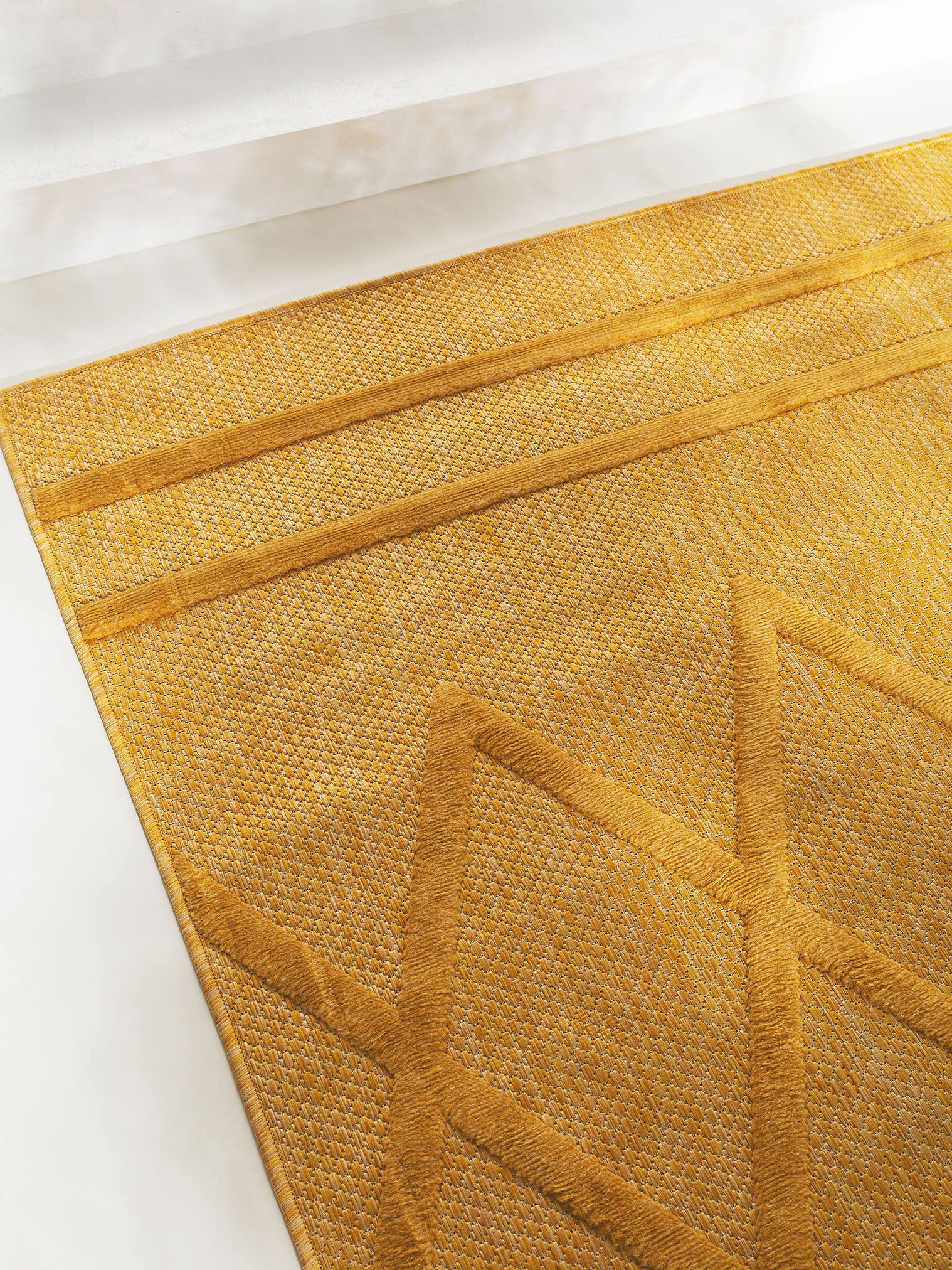 Rug made of 100% Polypropylene in Yellow with a 1- 5 mm high pile by benuta Nest