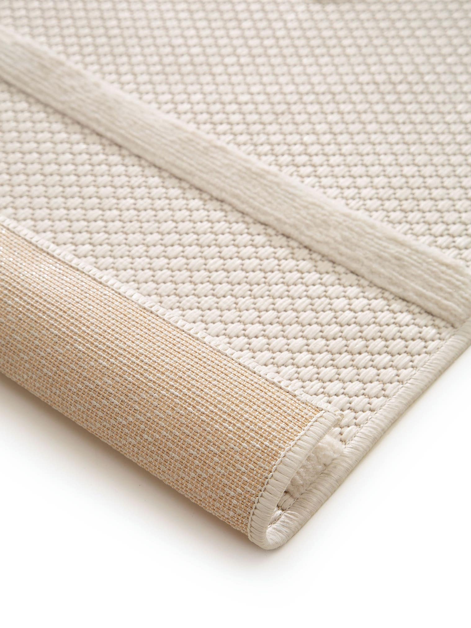 Rug made of 100% Polypropylene in Beige with a 1- 5 mm high pile by benuta Nest