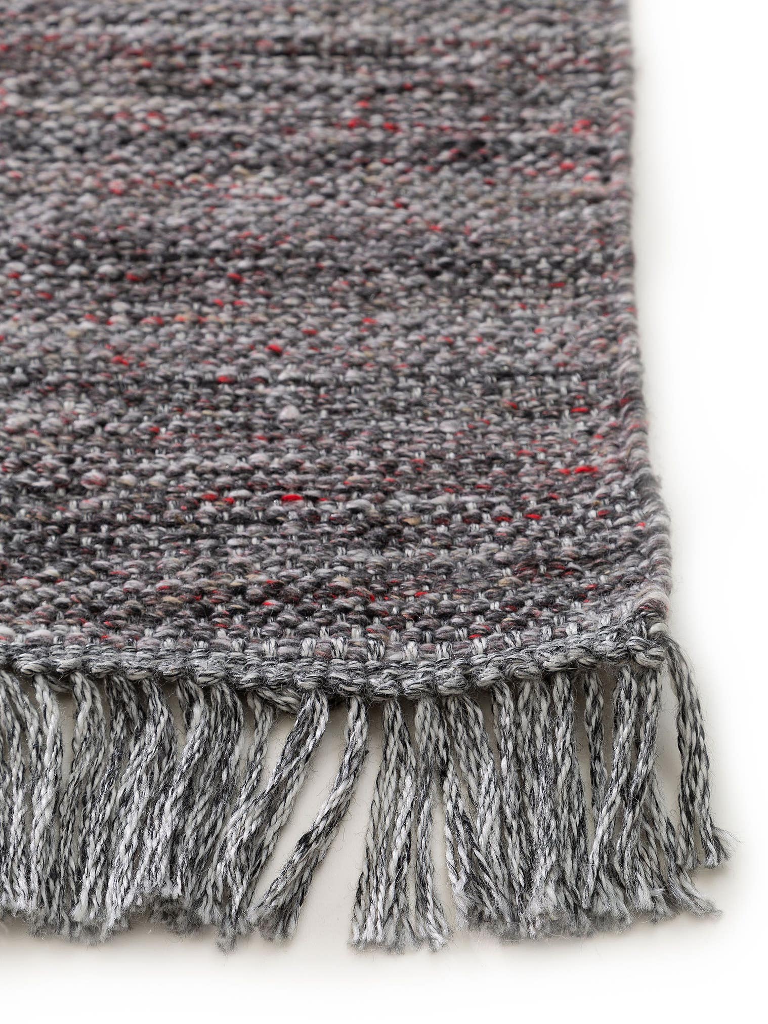 Teppich aus 100% Polyester (recyceltes PET) in Grau mit bis 5 mm hohem Flor von benuta Pure