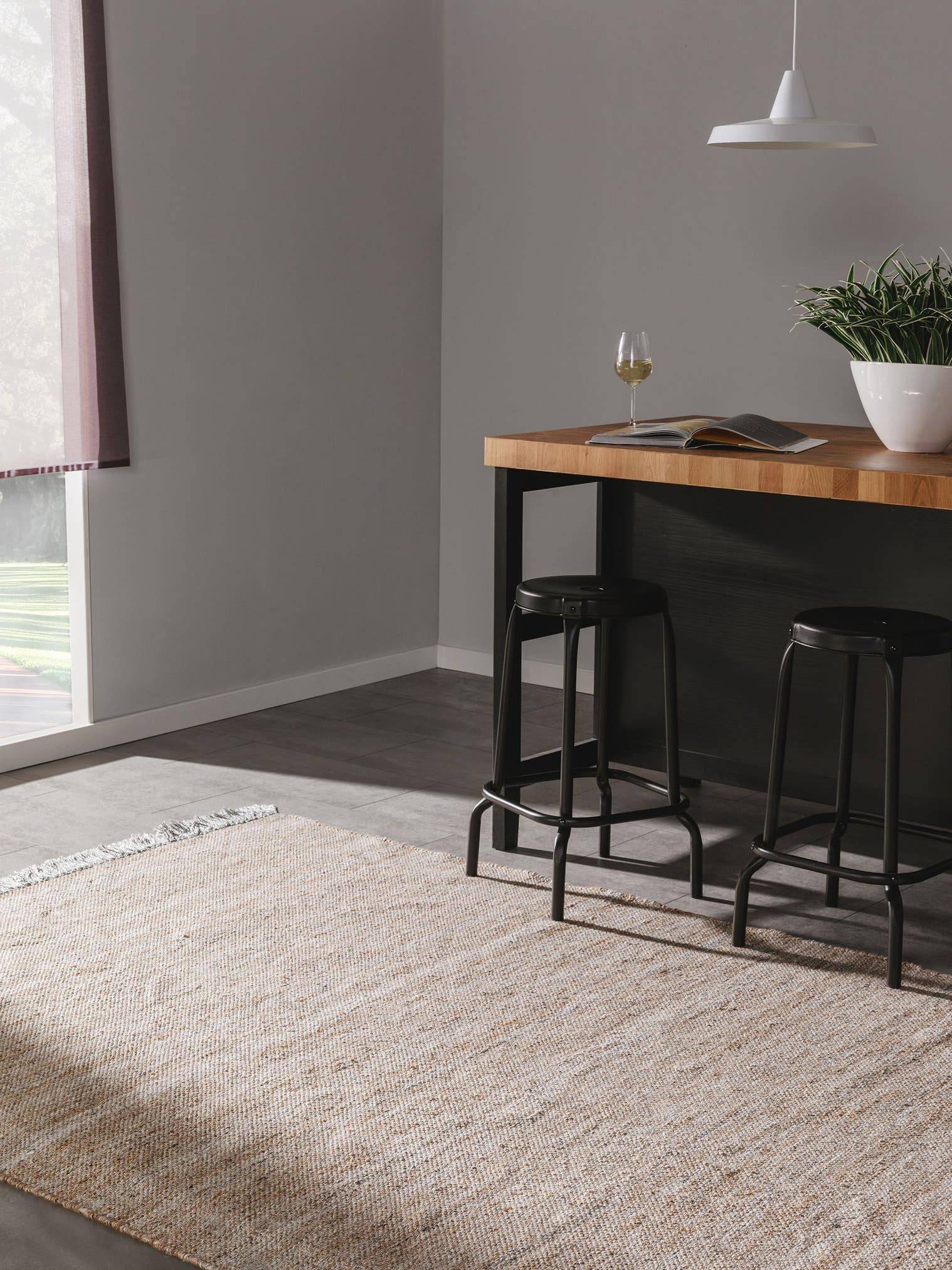 Tappeto di 100% poliestere (riciclaggio PET) in Beige con pelo alto 1- 5 mm da benuta Pure