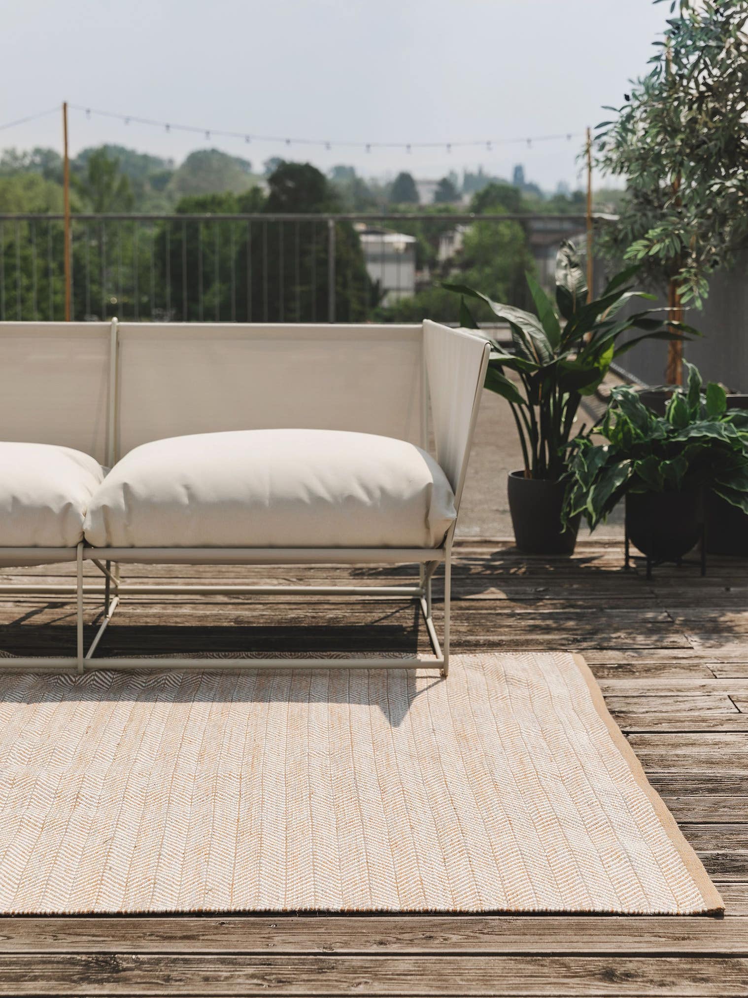 Tappeto di 100% poliestere (riciclaggio PET) in Marrone con pelo alto 1- 5 mm da benuta Pure