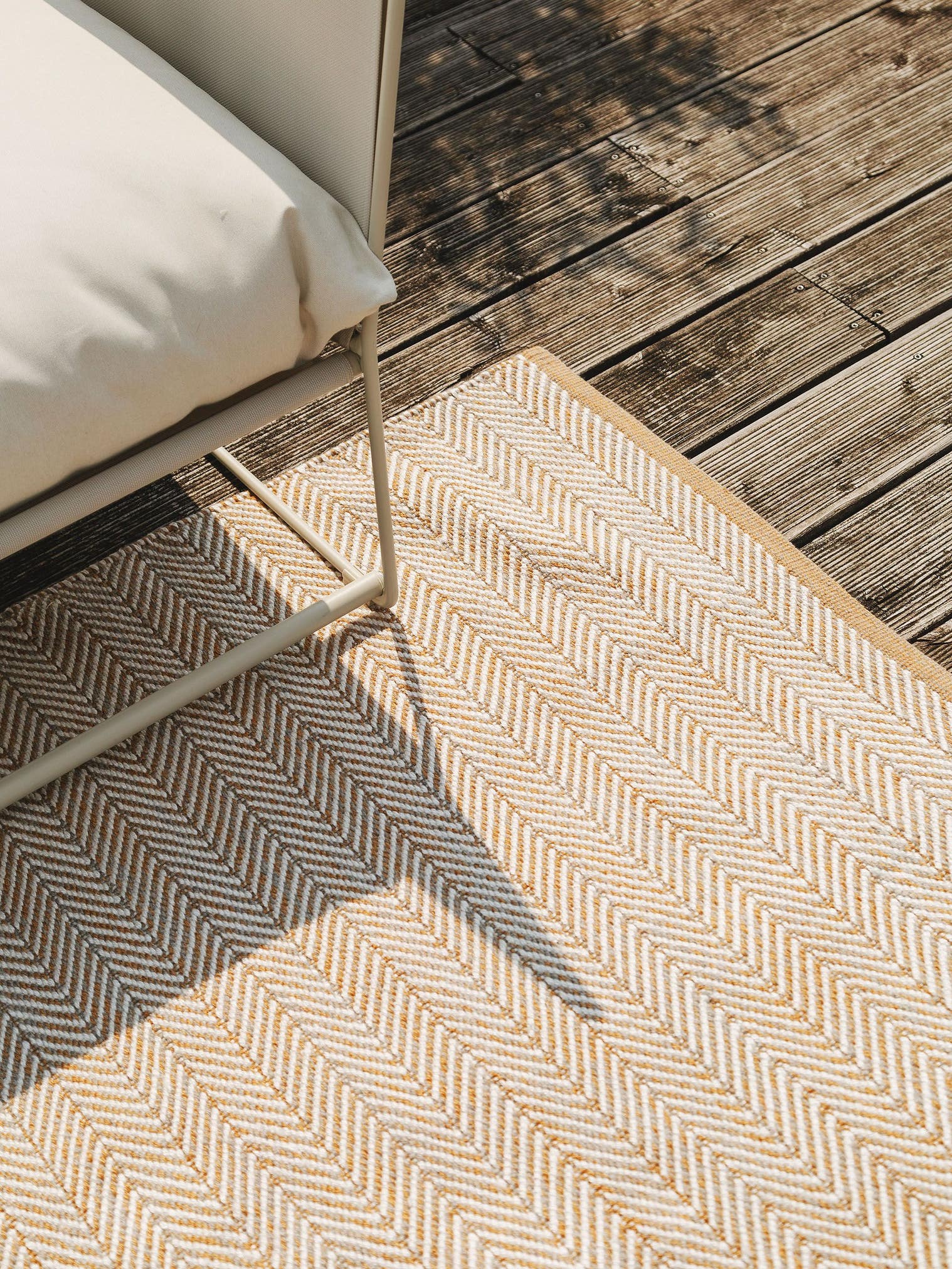 Tappeto di 100% poliestere (riciclaggio PET) in Marrone con pelo alto 1- 5 mm da benuta Pure