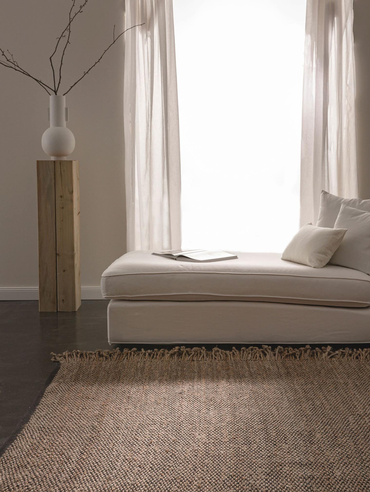 Teppich aus 90% Jute, 10% Baumwolle in Beige mit bis 5 mm hohem Flor von benuta