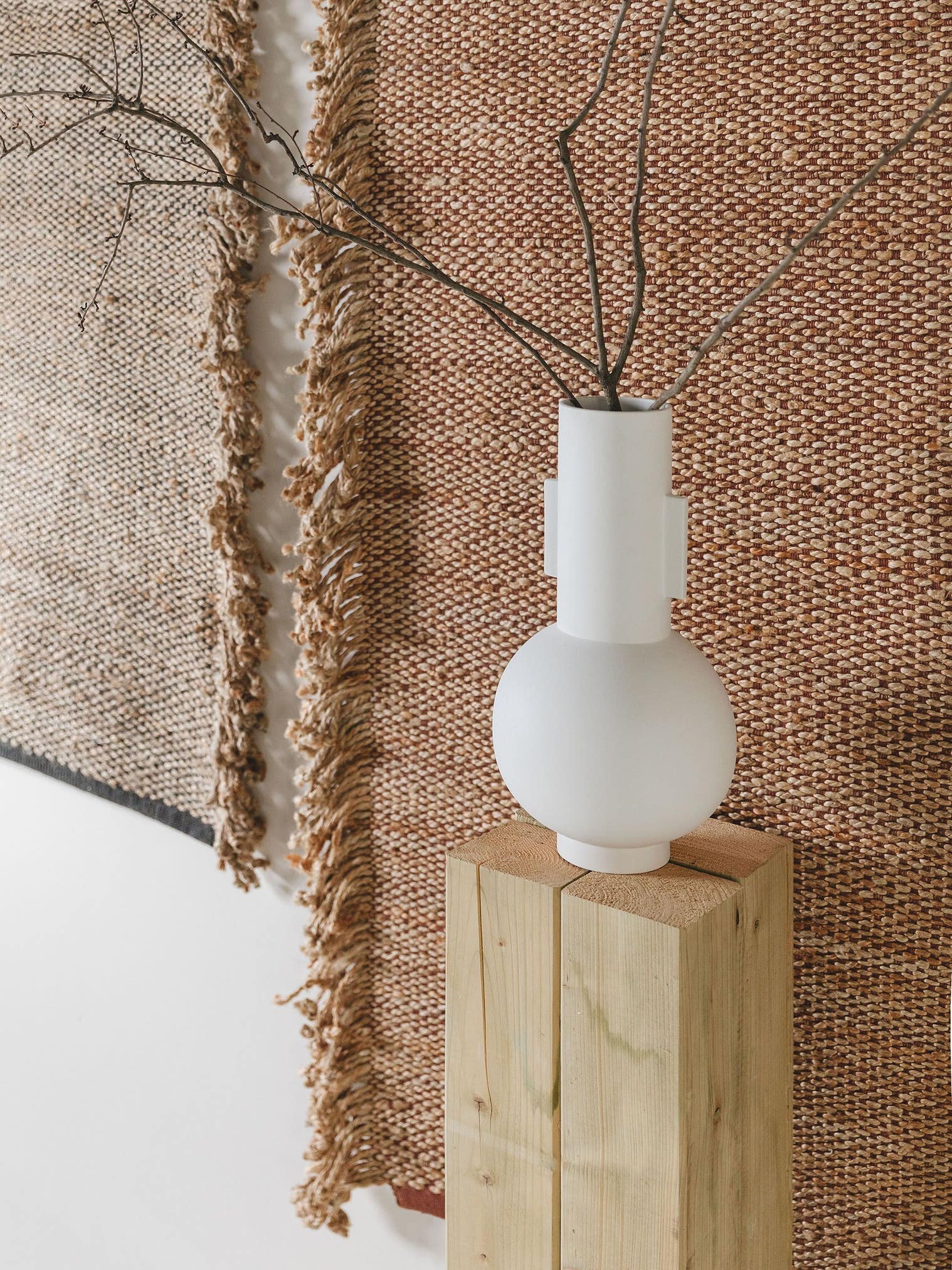 Teppich aus 90% Jute, 10% Baumwolle in Beige mit bis 5 mm hohem Flor von benuta