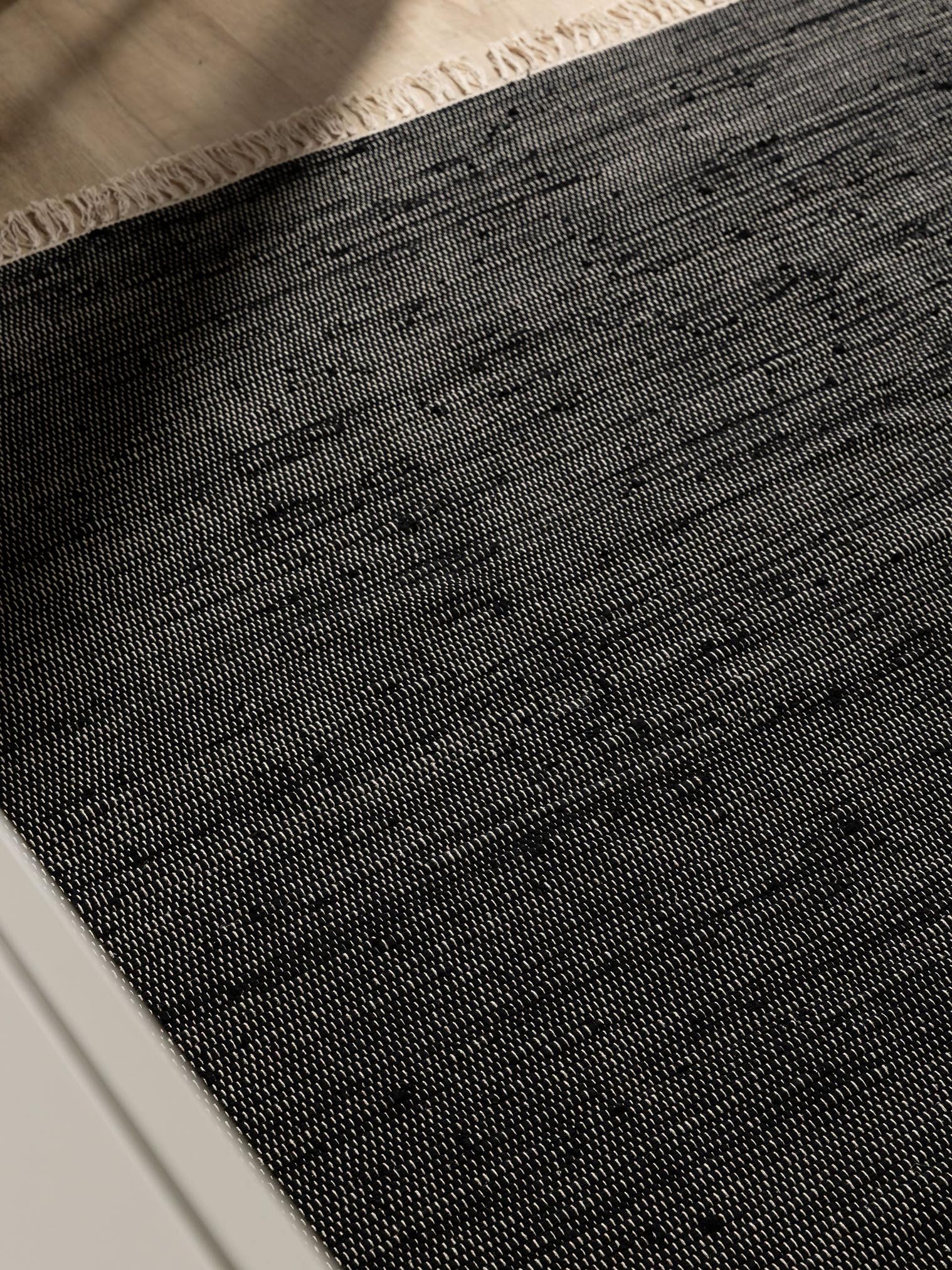 Tappeto di 100% Cotone (recycled) in Nero con pelo alto 1- 5 mm da benuta Basic