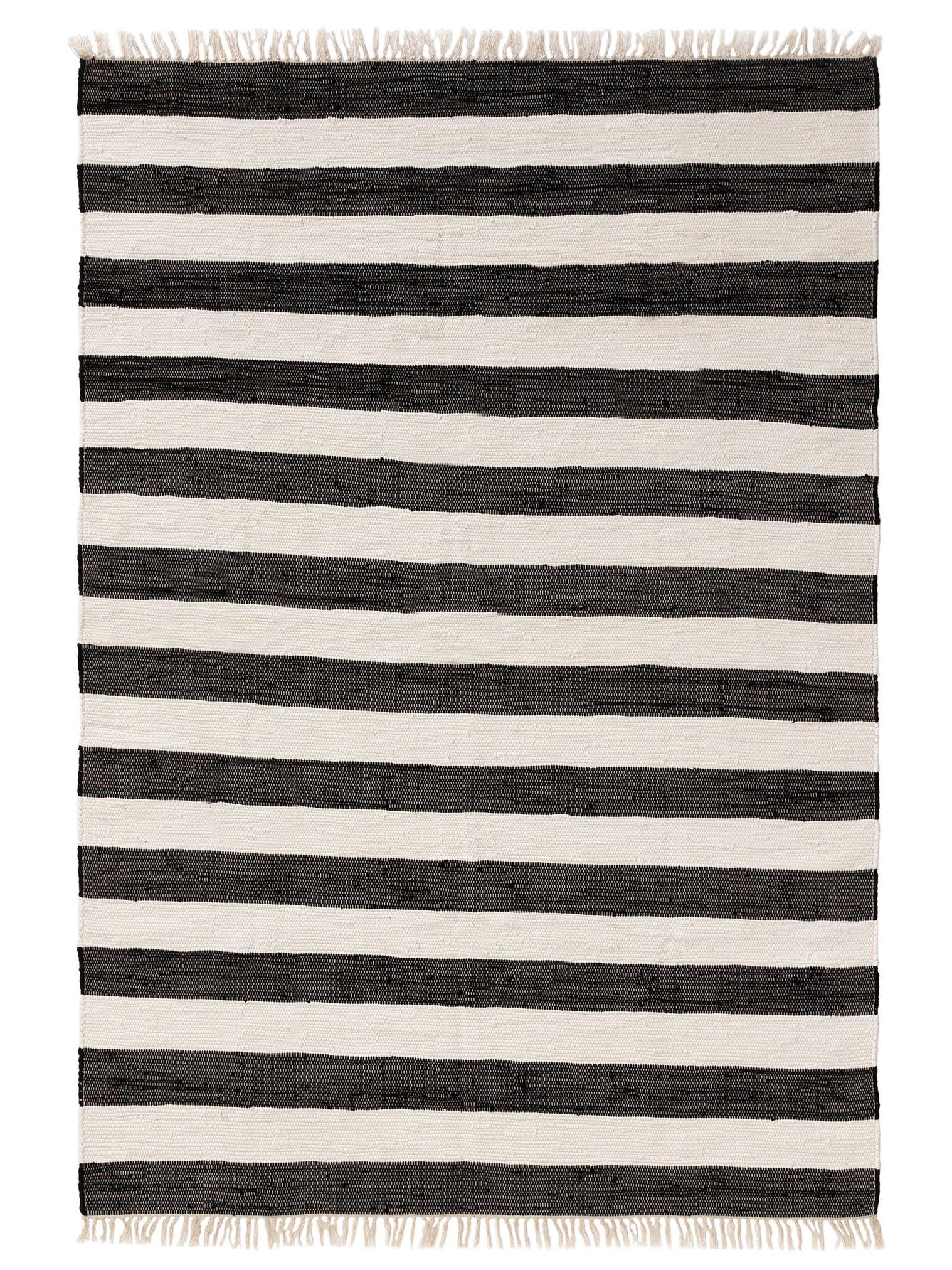 Rug made of 100% Cotton in Black/White with a 1- 5 mm high pile by benuta Basic