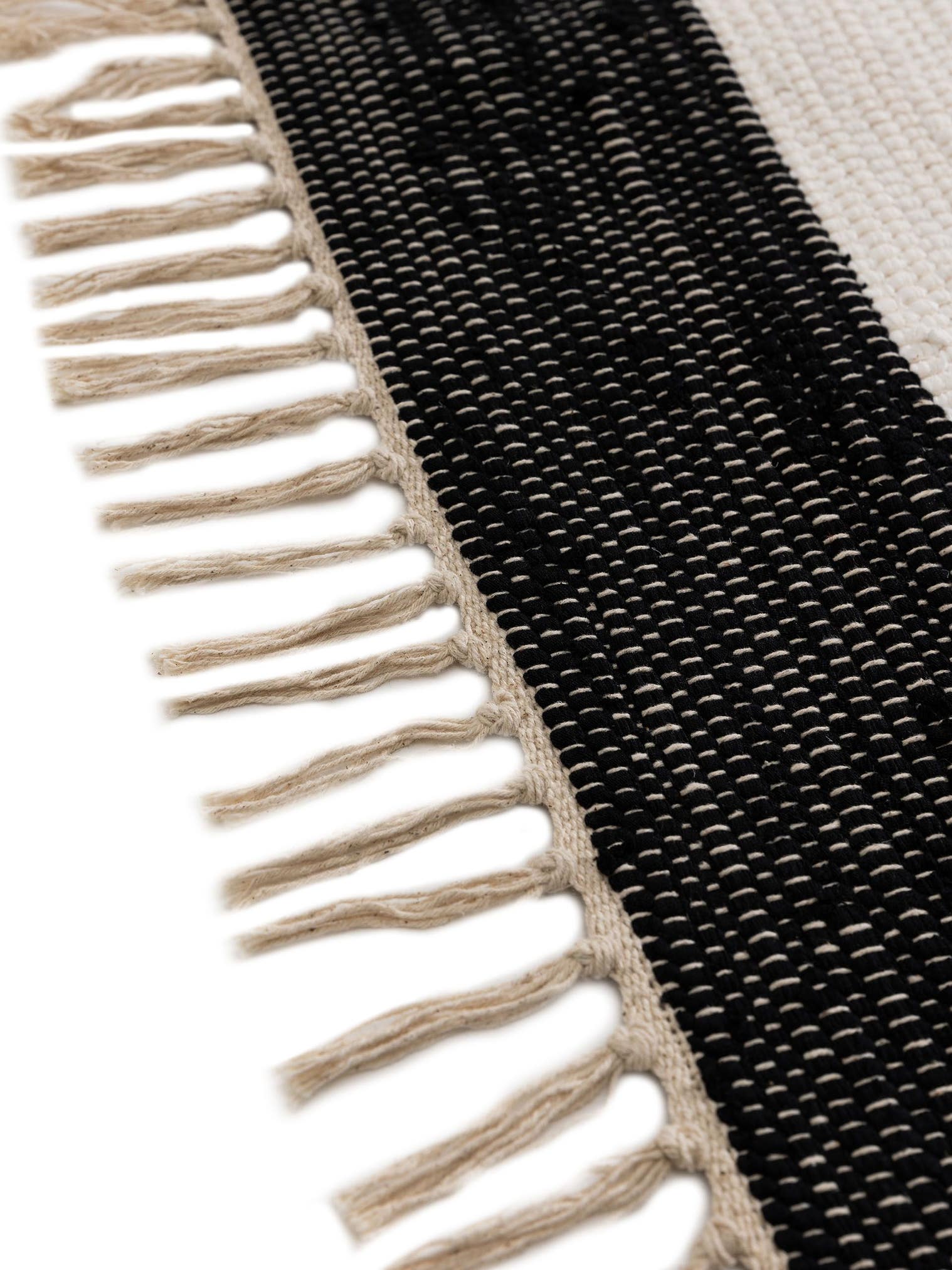 Tappeto di 100% Cotone (recycled) in Bianco & Nero con pelo alto 1- 5 mm da benuta Basic