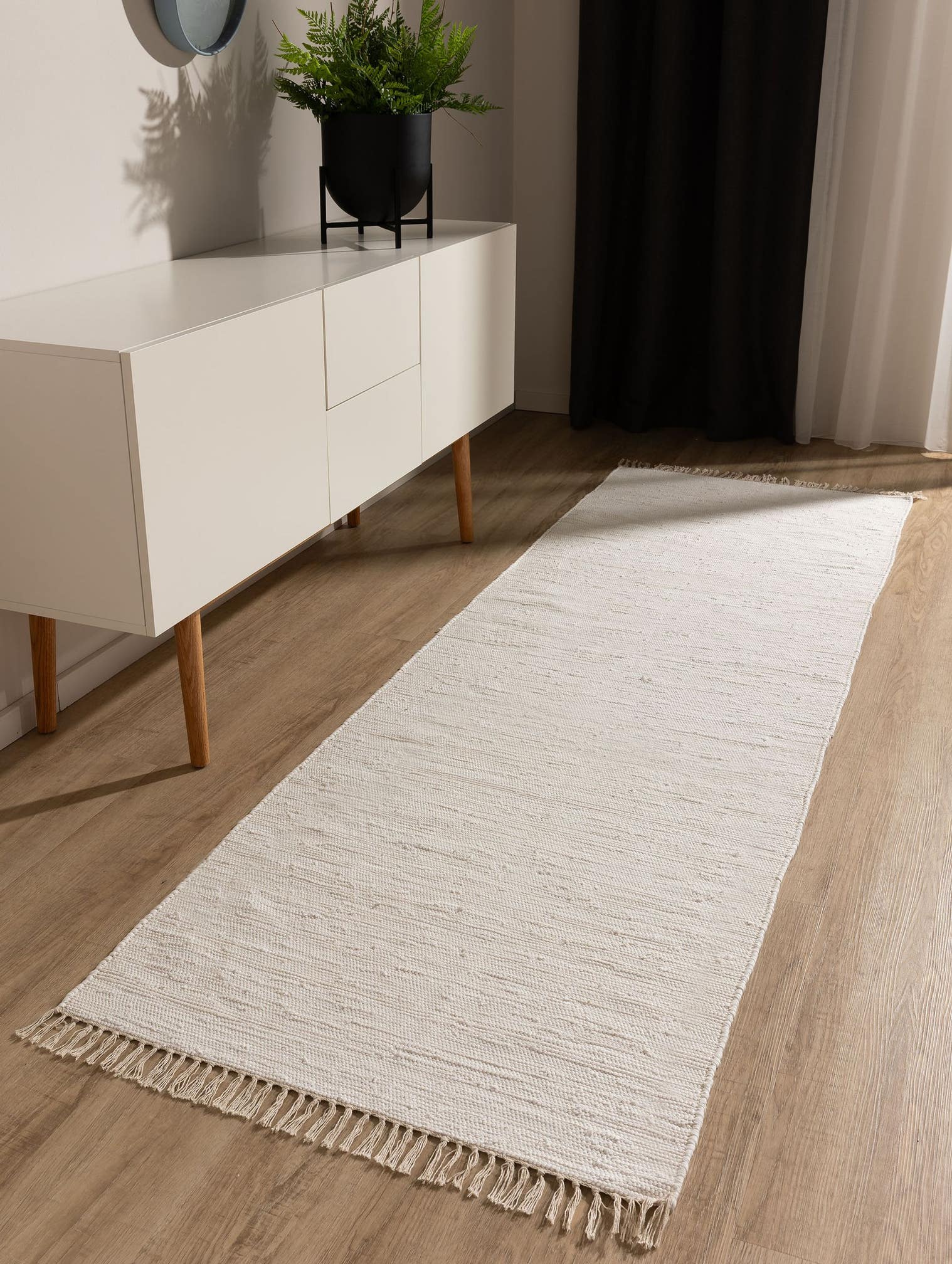 Rug made of 100% Cotton (recycled) in White with a 1- 5 mm high pile by benuta Basic