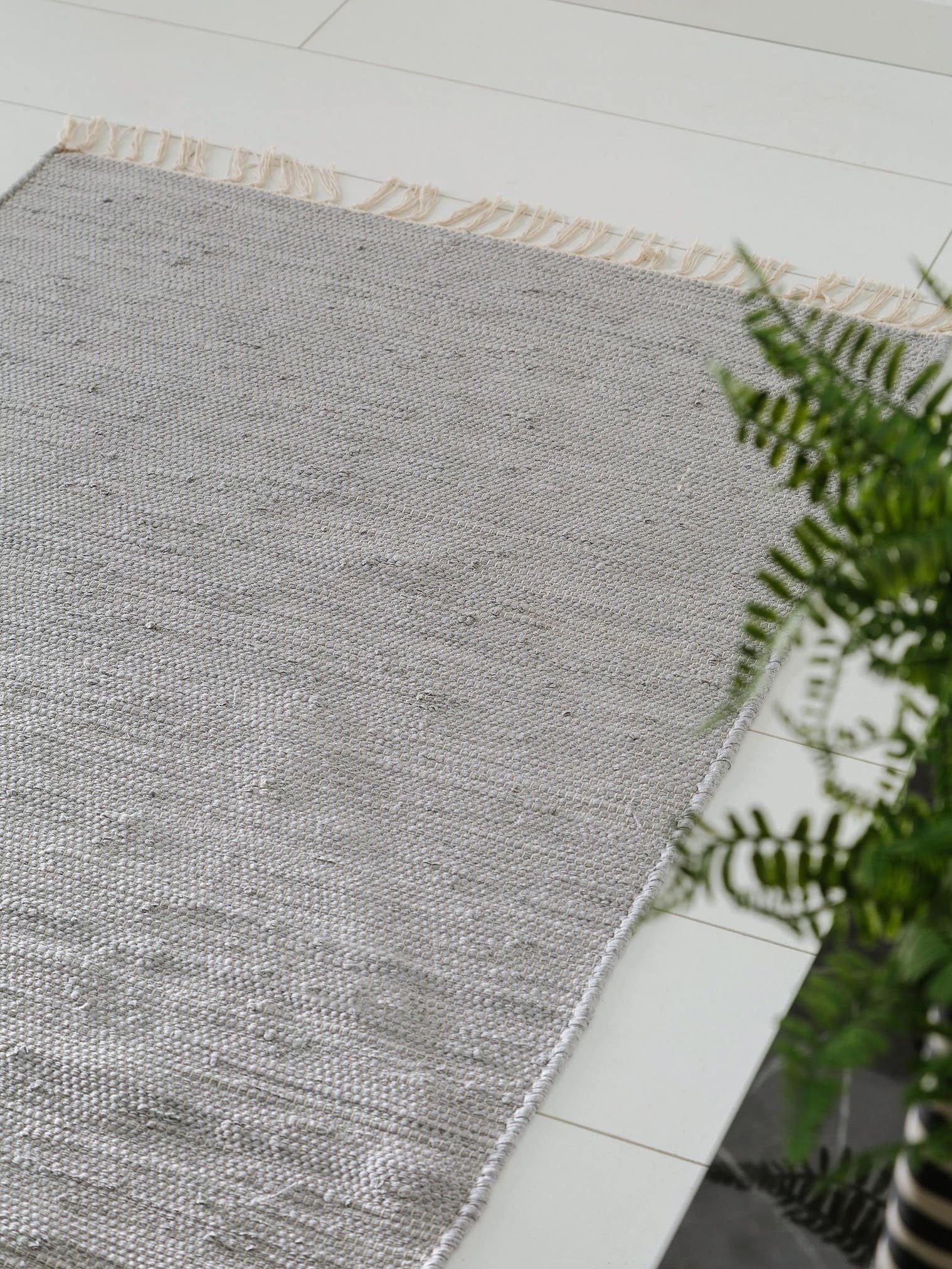 Rug made of 100% Cotton (recycled) in Grey with a 1- 5 mm high pile by benuta Pop