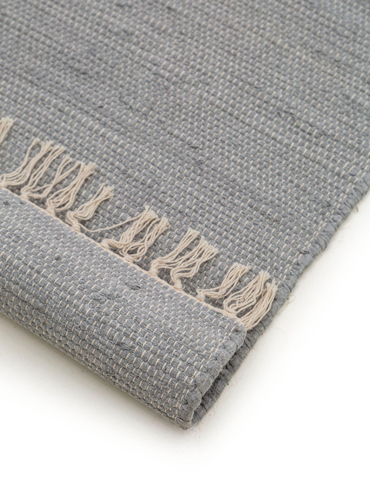 Rug made of 100% Cotton (recycled) in Grey with a 1- 5 mm high pile by benuta Pop