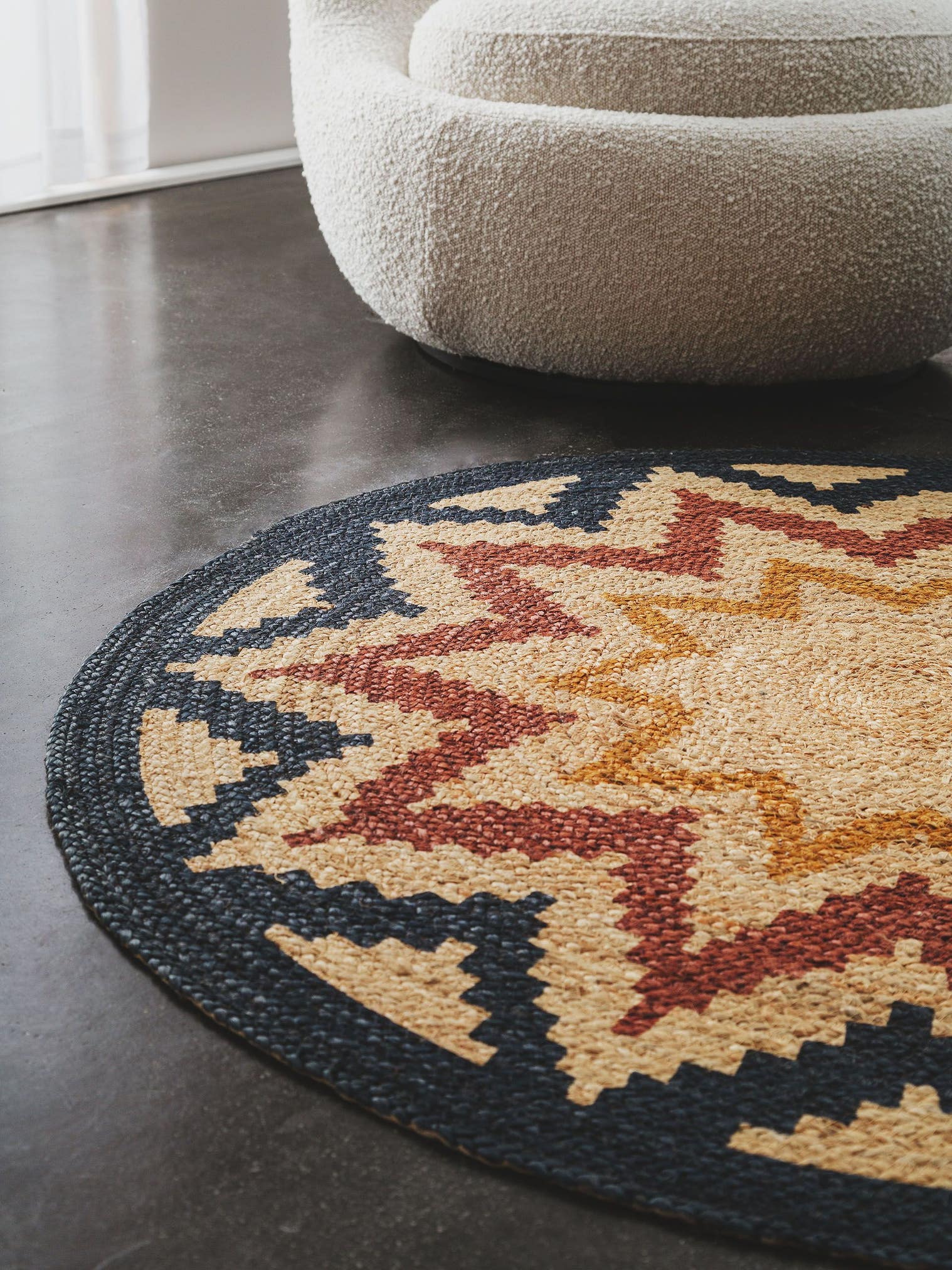 Matta av 100% Jute i Flerfärgad med 1- 5 mm hög lugg från benuta Pure