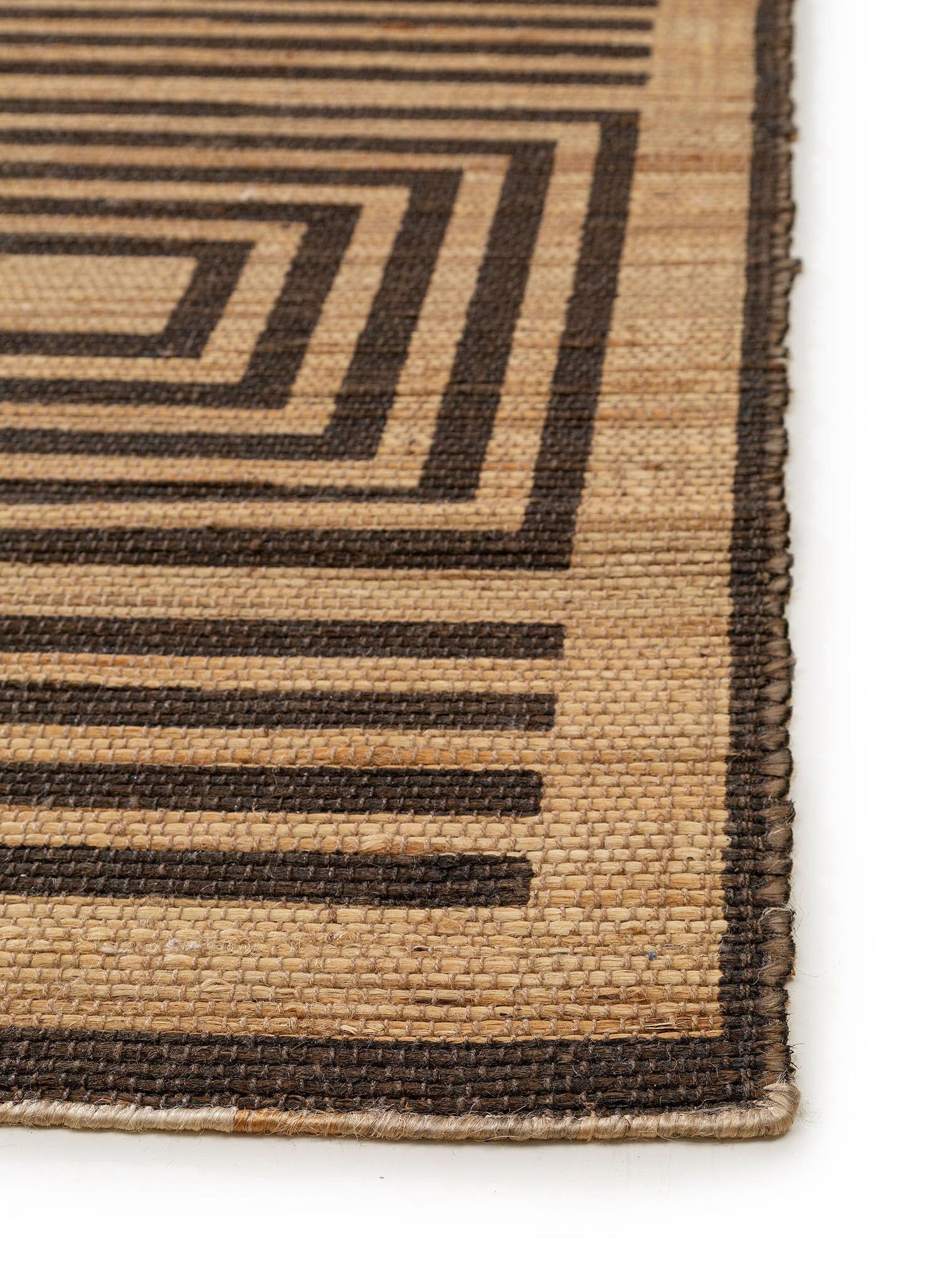 Rug made of 100% Jute in Brown with a 1- 5 mm high pile by benuta Pure