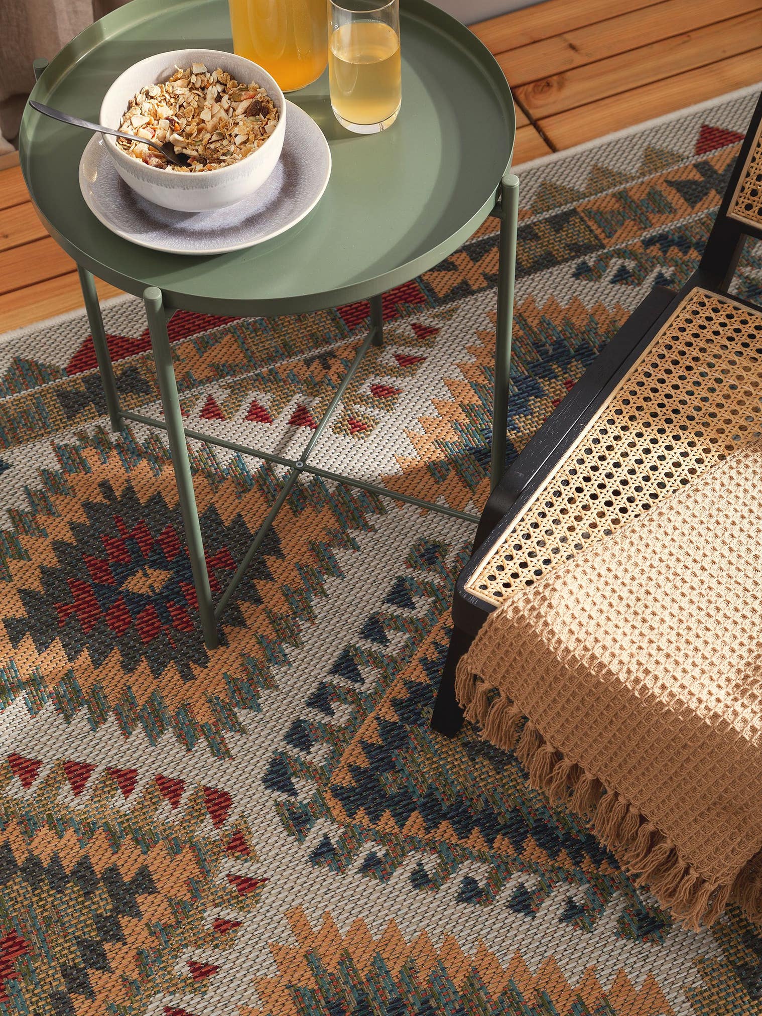 Teppich aus 100% Polypropylen in Multicolor mit bis 5 mm hohem Flor von benuta Nest