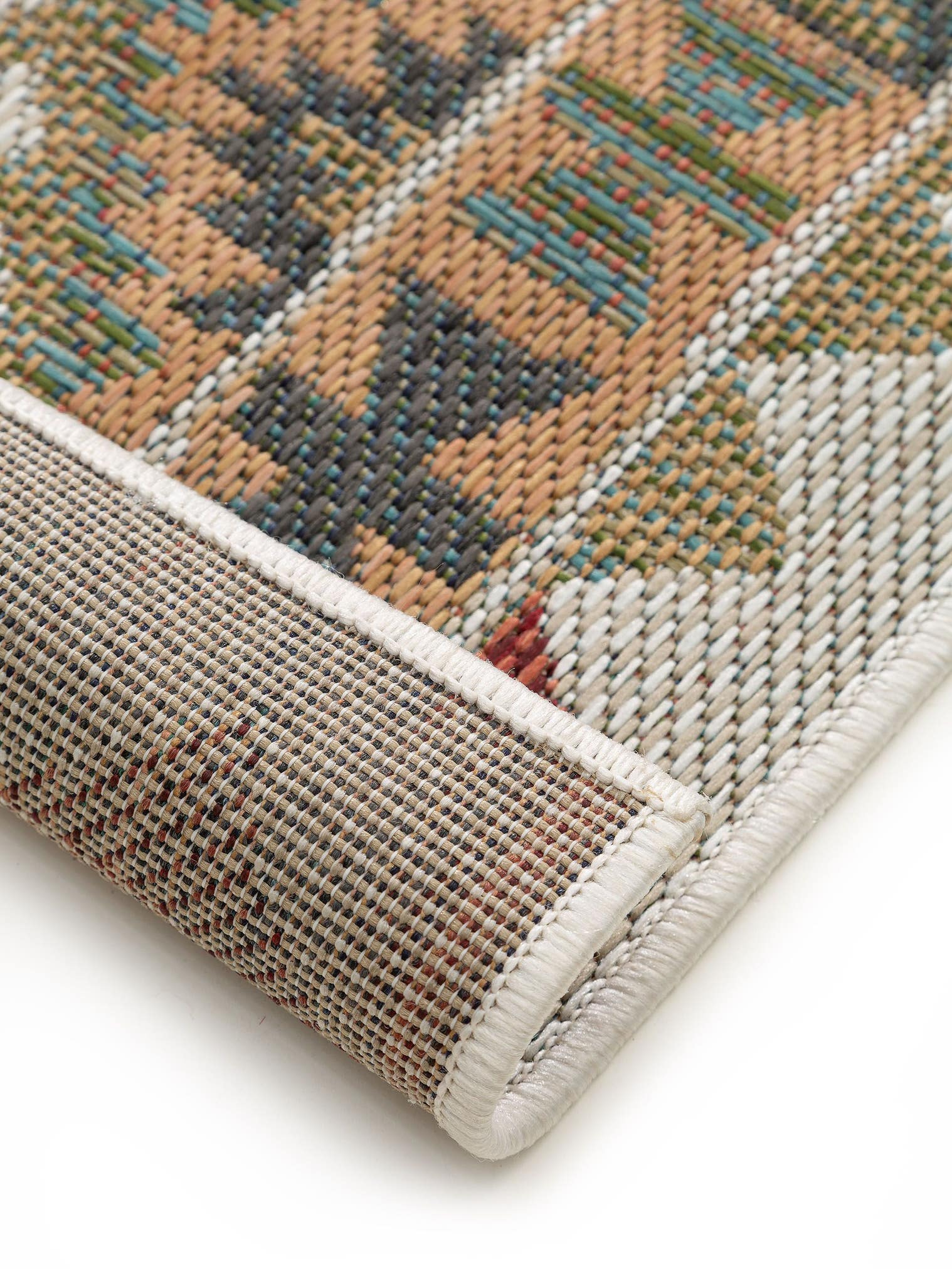 Teppich aus 100% Polypropylen in Multicolor mit bis 5 mm hohem Flor von benuta Nest