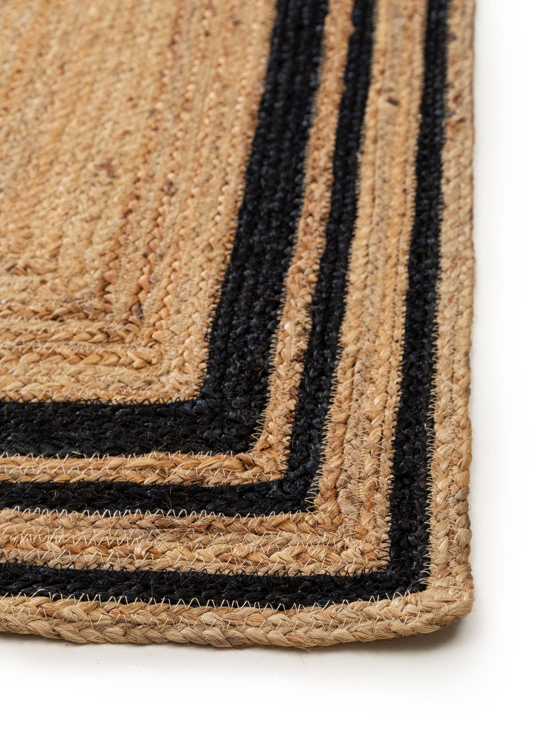Rug made of 100% Jute in Black with a 1- 5 mm high pile by benuta Pure