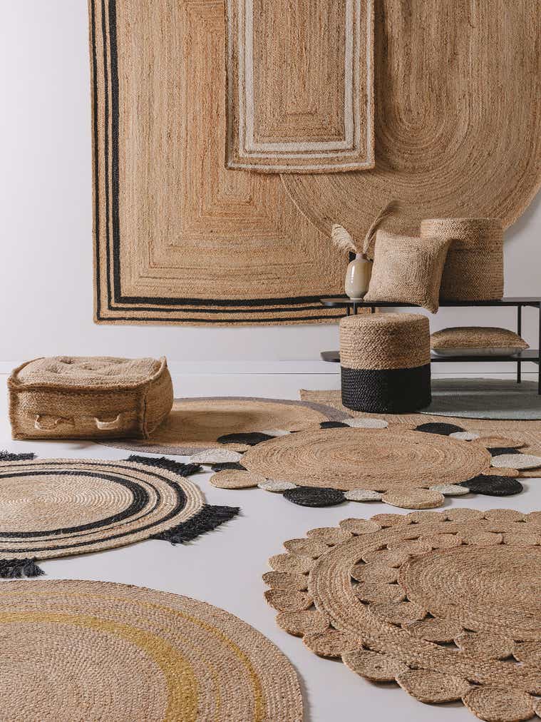 Rug made of 100% Jute in Black with a 1- 5 mm high pile by benuta Pure