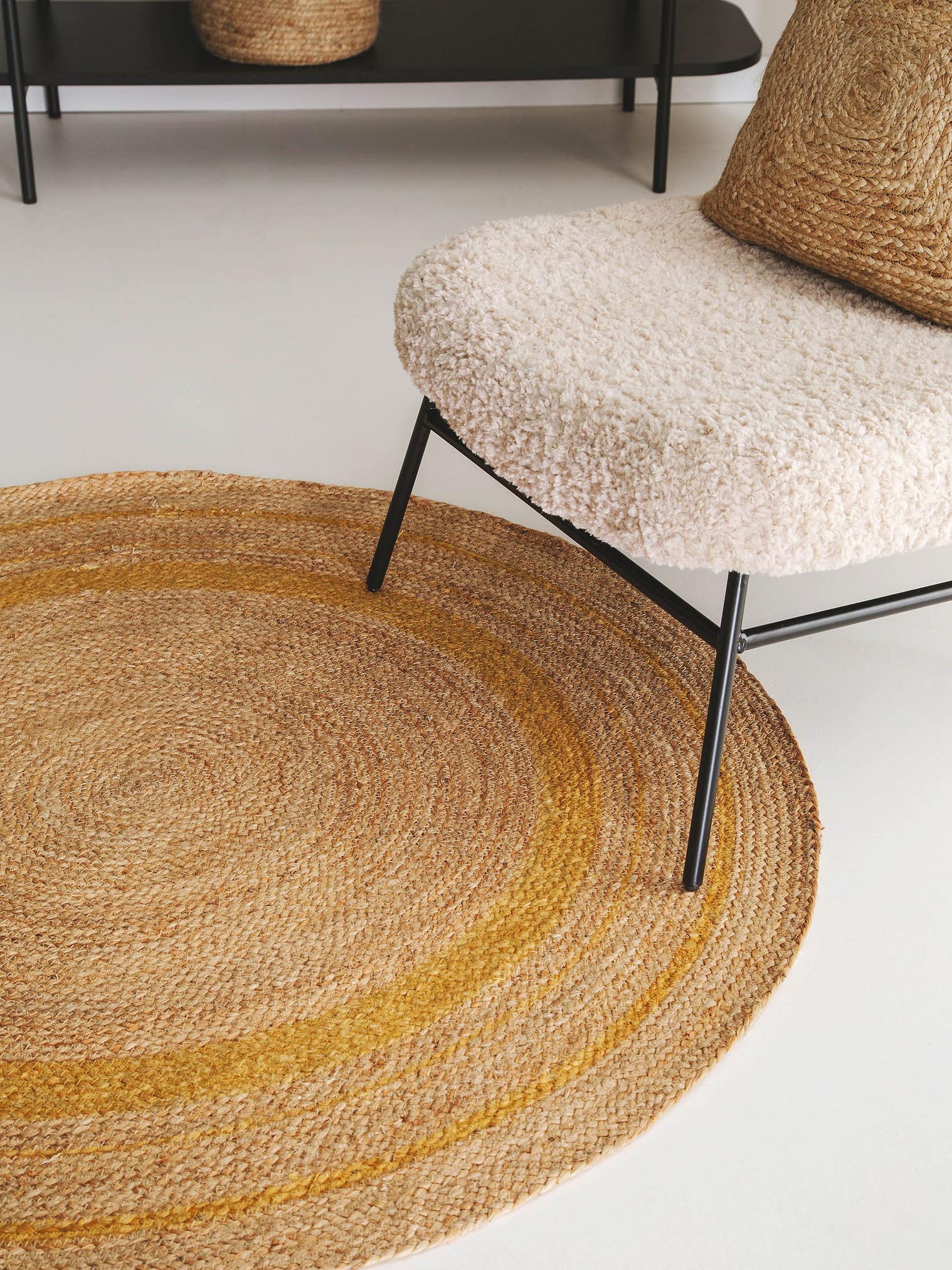 Teppich aus 100% Jute in Gelb mit bis 5 mm hohem Flor von benuta Pure