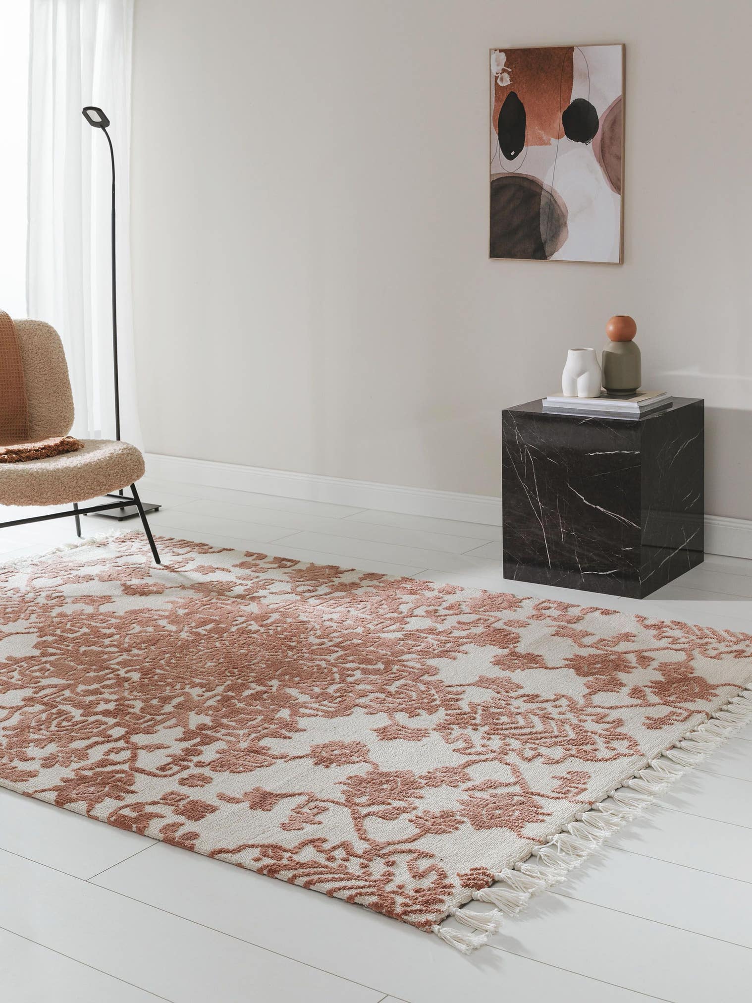 Teppich aus 100% Polyester (Mikrofaser) in Rot mit 6 bis 10 mm hohem Flor von benuta Nest