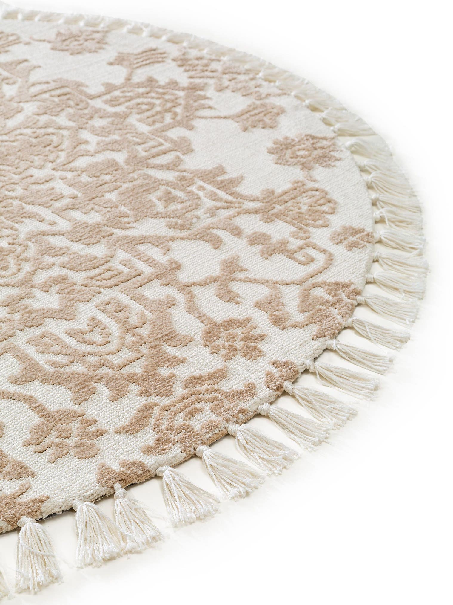 Rug made of 100% Polyester (Microfiber) in Beige with a 6 - 10 mm high pile by benuta Nest