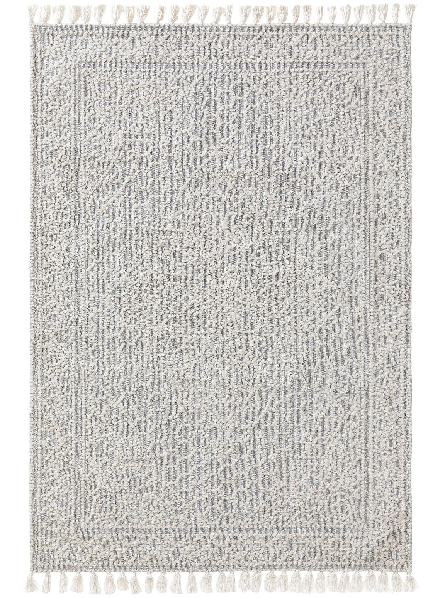 Teppich aus 100% Polyester (Mikrofaser) in Grau mit 6 bis 10 mm hohem Flor von benuta Nest