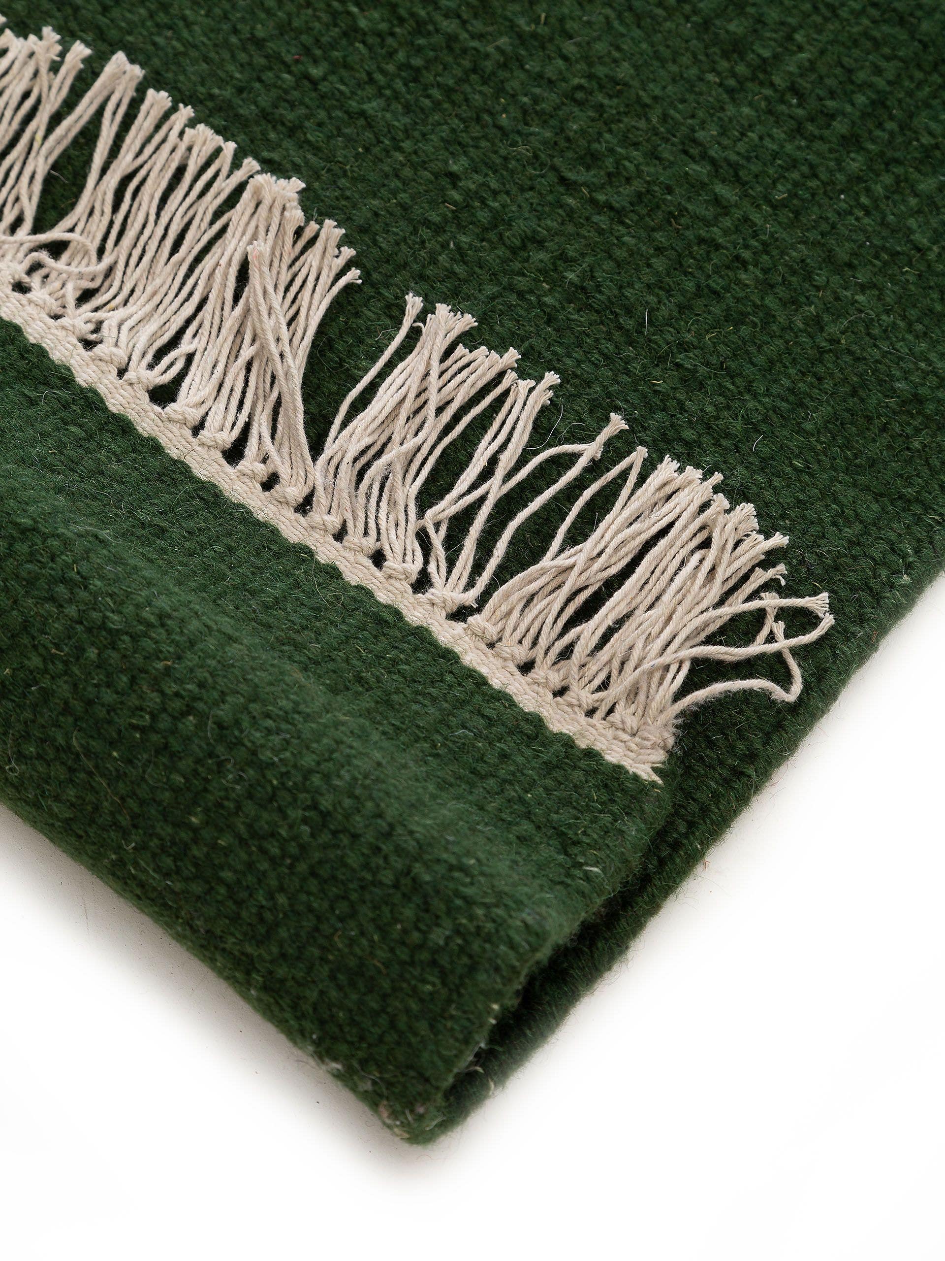 Alfombra de 80% lana, 20% algodón en Verde con un pelo de {{Placeholder_Pile Height}} de altura de benuta Pop