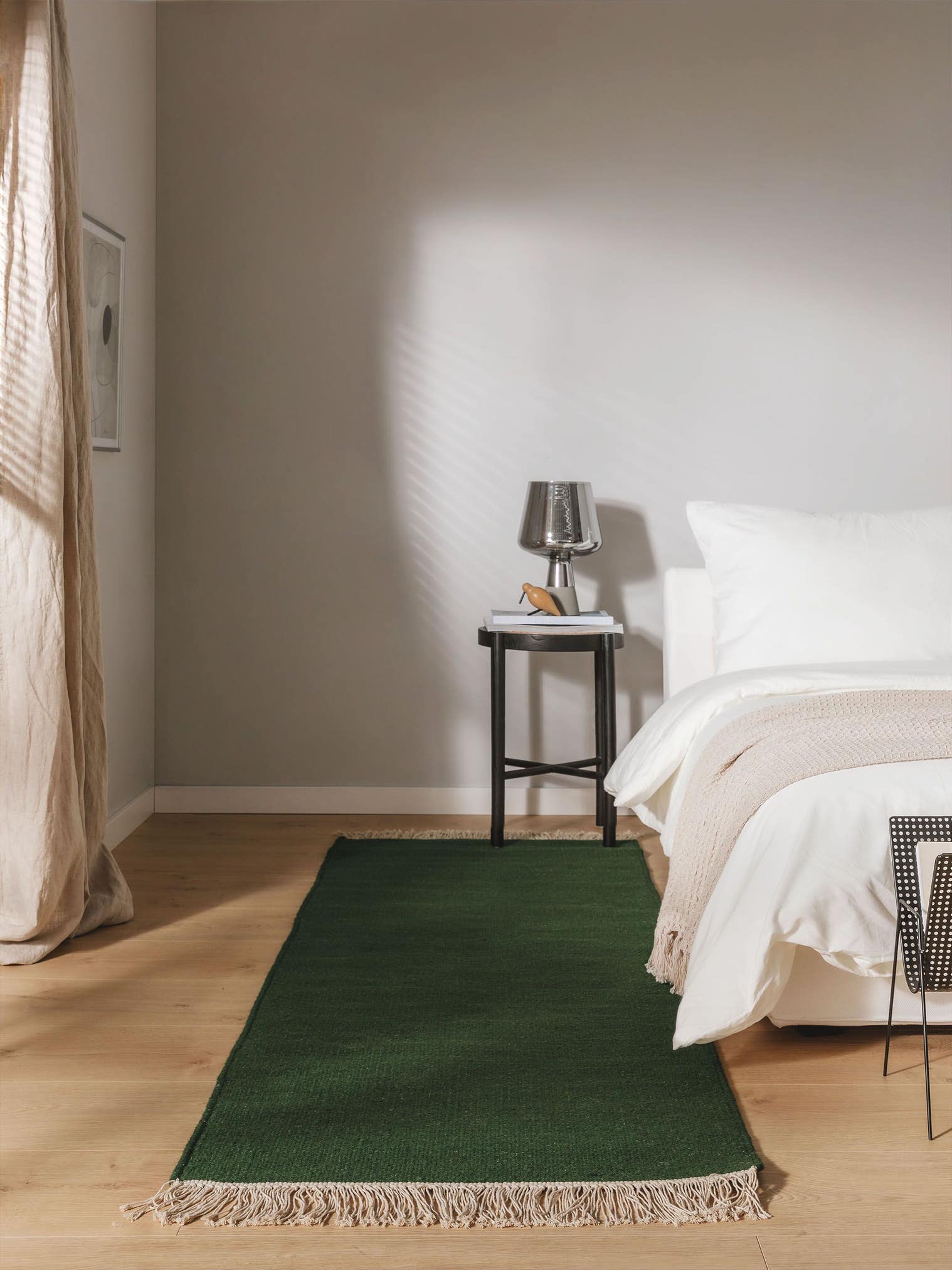 Teppich aus 80% Wolle, 20% Baumwolle in Grün mit bis 5 mm hohem Flor von benuta Pop