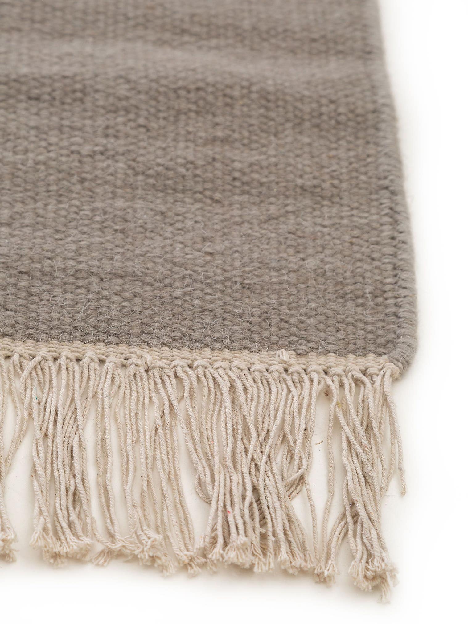 Rug made of 80% wool, 20% cotton in Grey with a 1- 5 mm high pile by benuta Pop