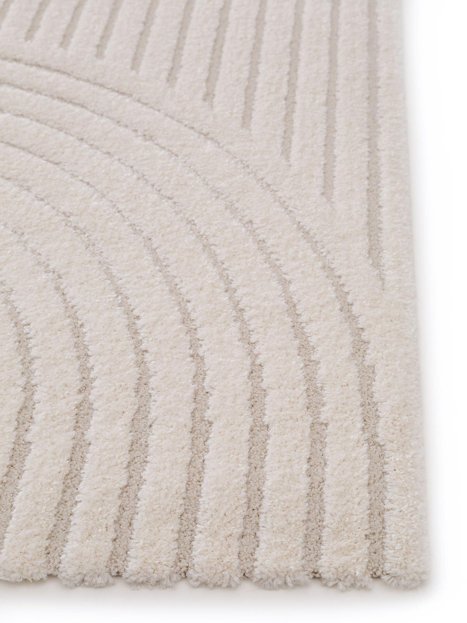 Teppe av 60 % polypropylen, 40 % polyester i Beige med 11 til 20 mm høy lugg fra benuta Nest