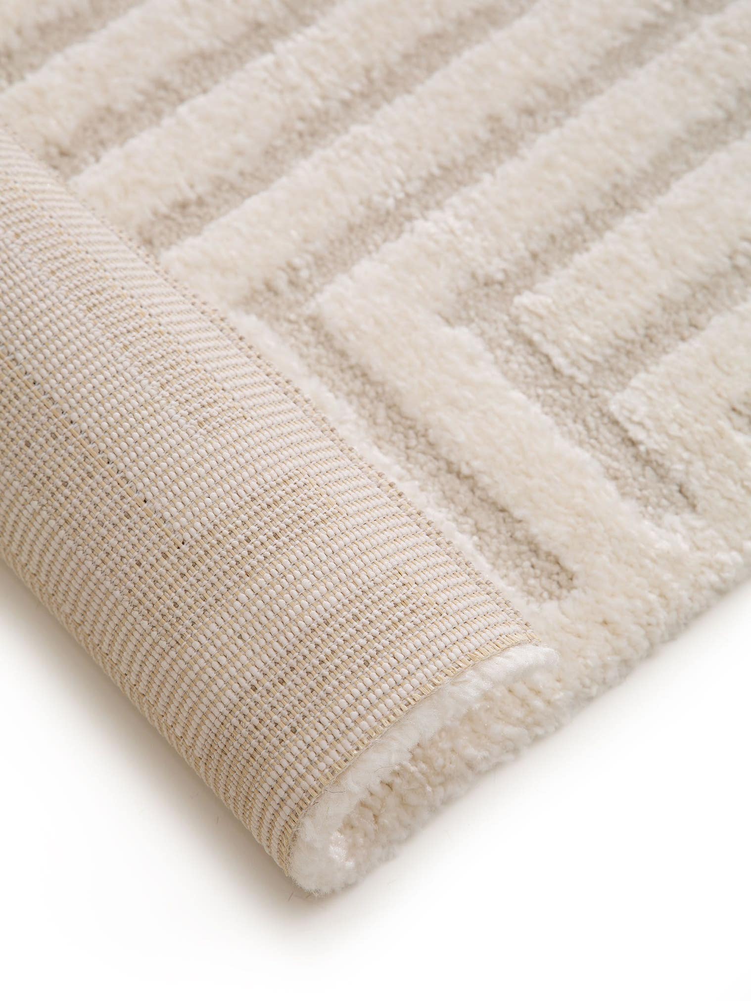 Tæppe af 60% polypropylen, 40% polyester i Beige med 11 - 20 mm høj luv fra benuta Nest