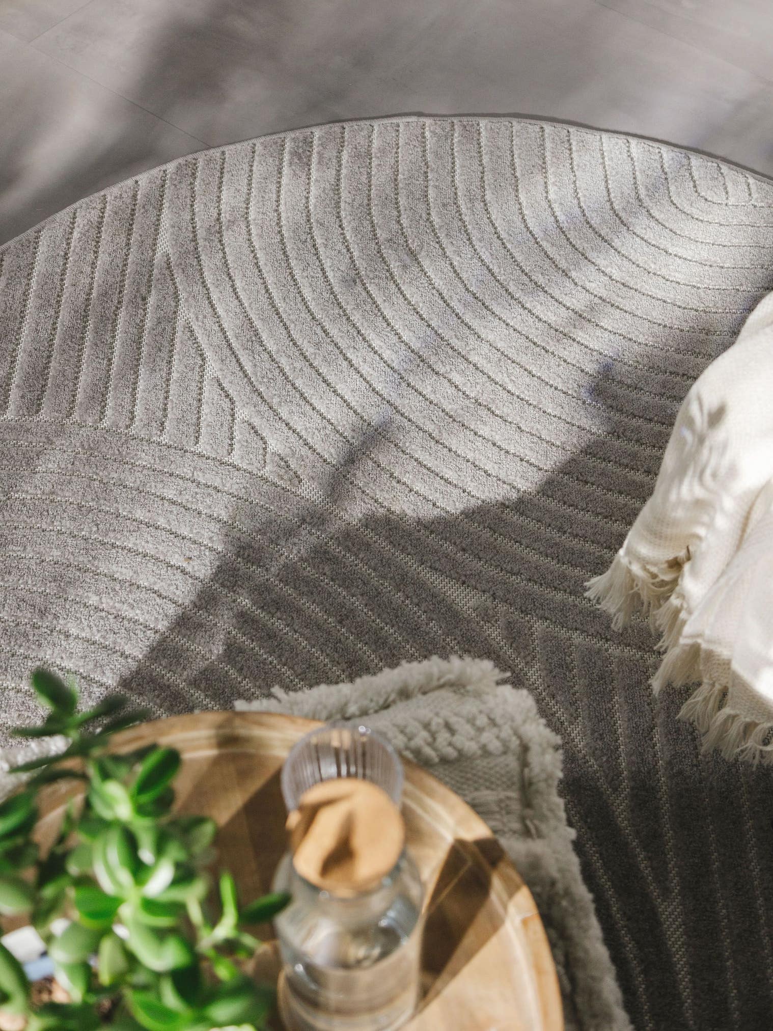 Rug made of 100% Polypropylene in Grey with a 6 - 10 mm high pile by benuta Pop