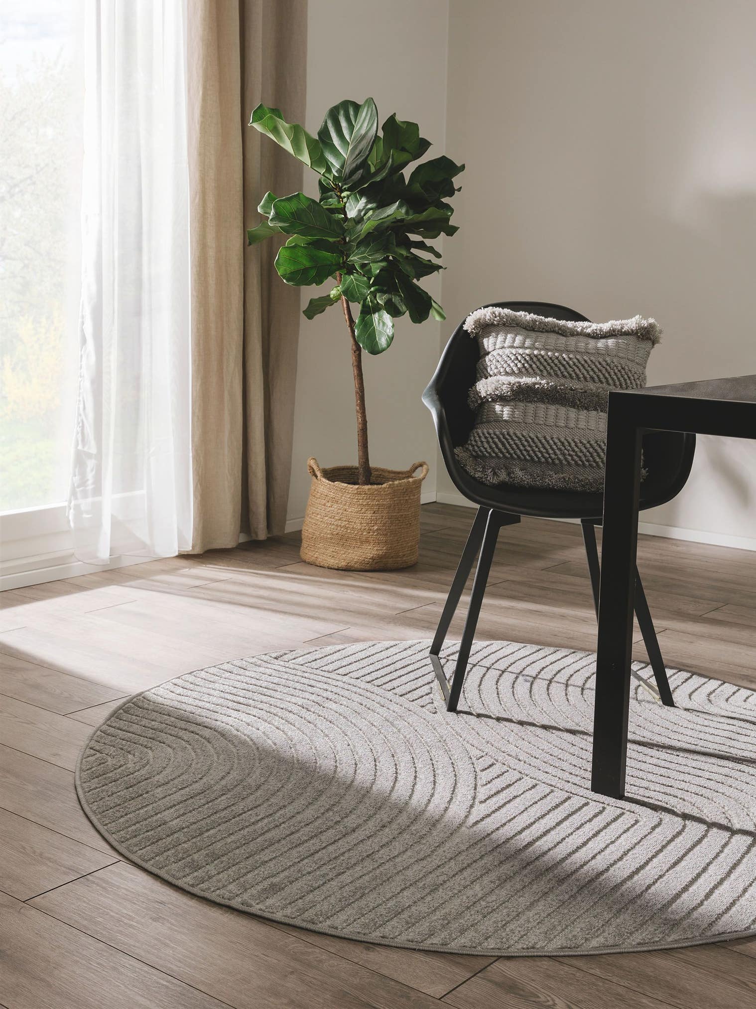 Rug made of 100% Polypropylene in Grey with a 6 - 10 mm high pile by benuta Pop