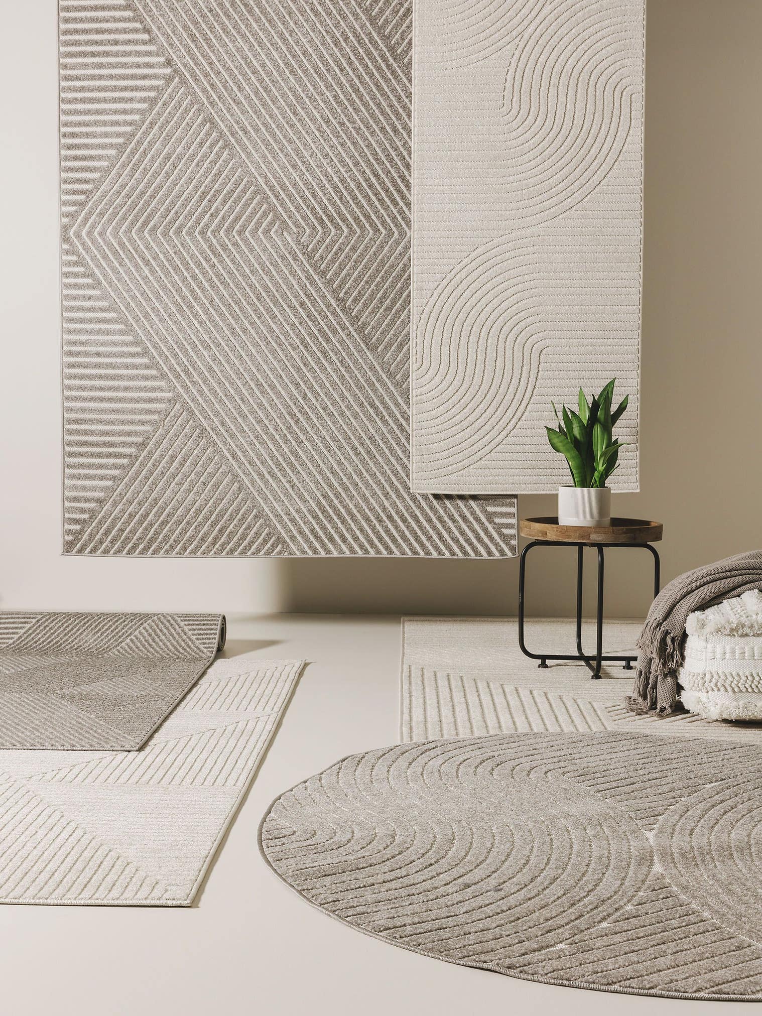 Rug made of 100% Polypropylene in Grey with a 6 - 10 mm high pile by benuta Pop