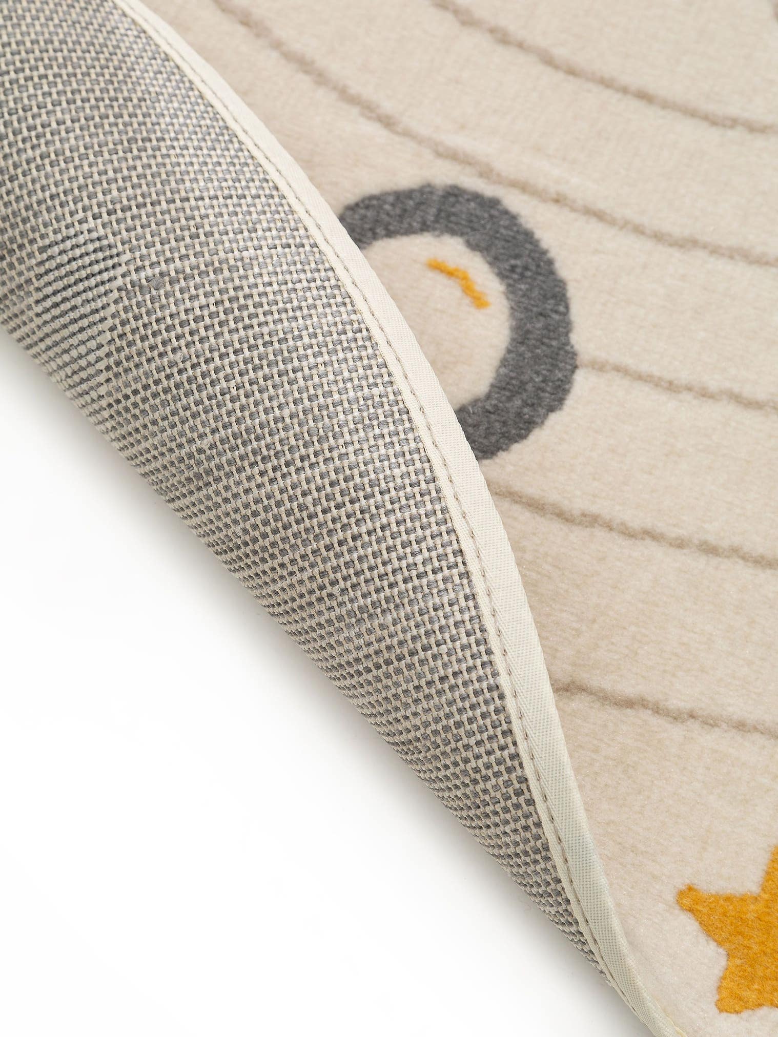 Teppich aus 100% Polypropylen in Beige mit 6 bis 10 mm hohem Flor von Lytte