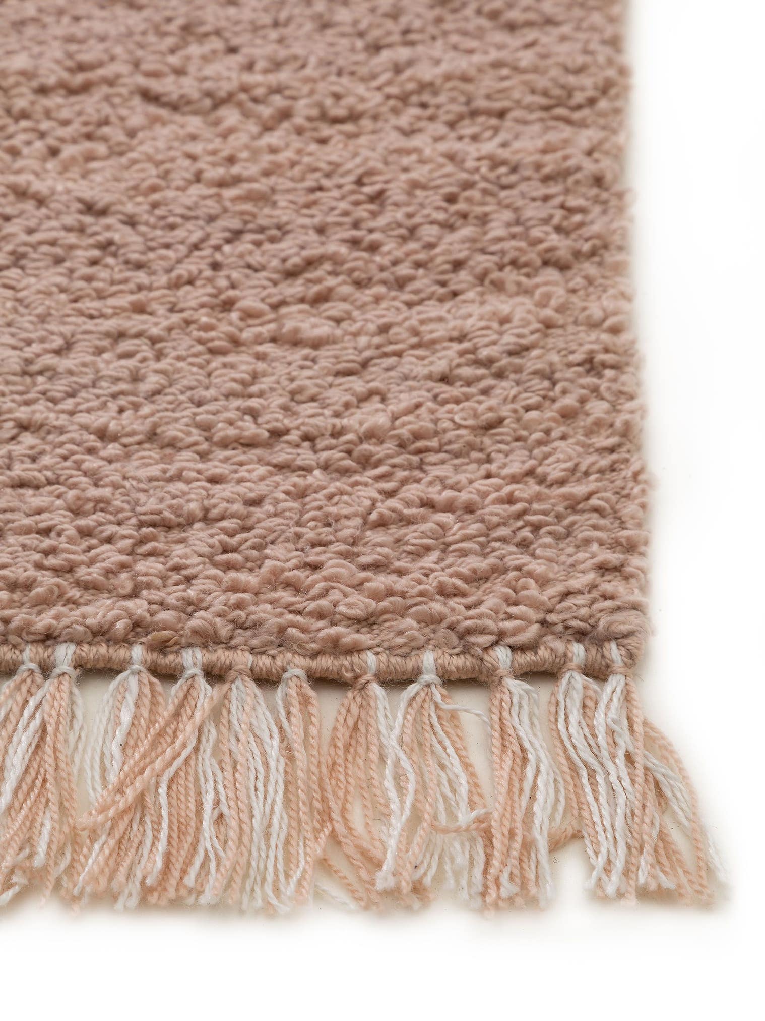 Teppich aus 100% Polyester in Rosa mit 11 bis 20 mm hohem Flor von benuta Nest