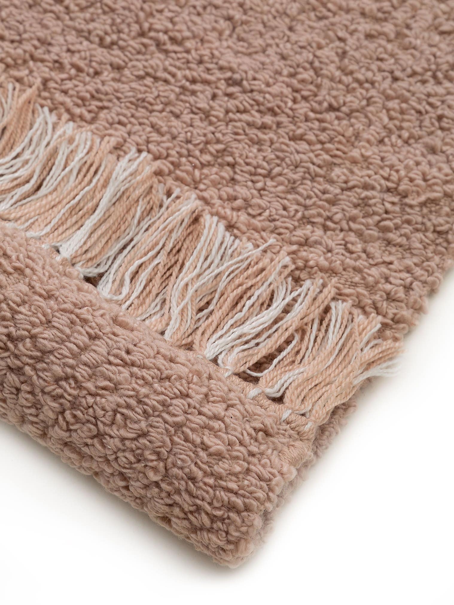 Teppich aus 100% Polyester in Rosa mit 11 bis 20 mm hohem Flor von benuta Nest