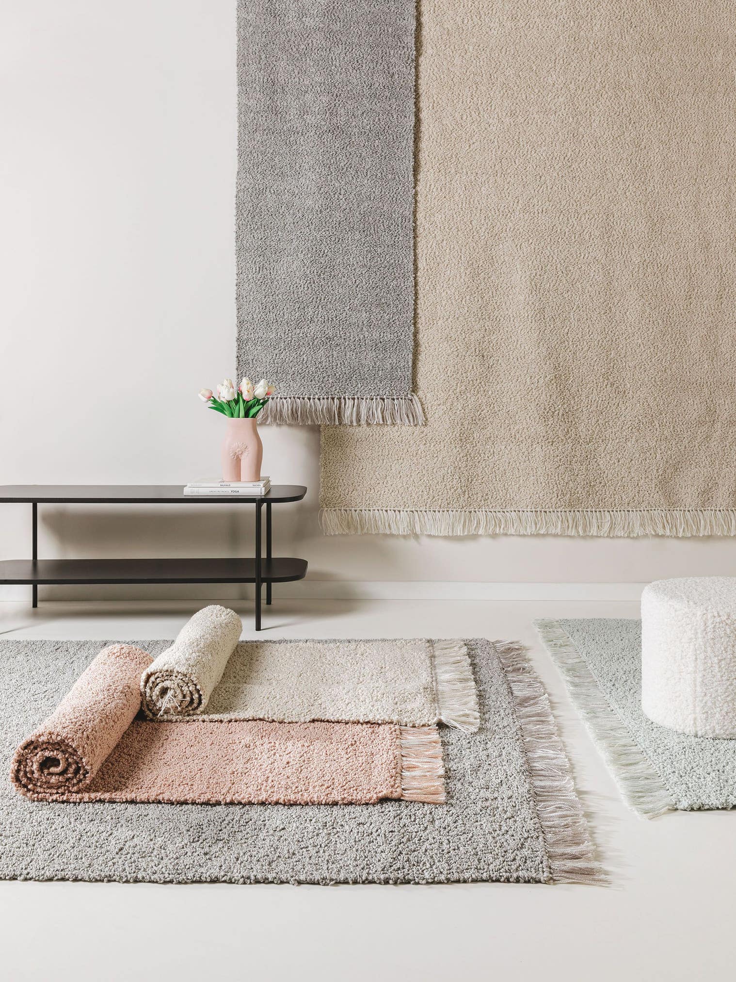 Teppich aus 100% Polyester in Grau mit 11 bis 20 mm hohem Flor von benuta Nest