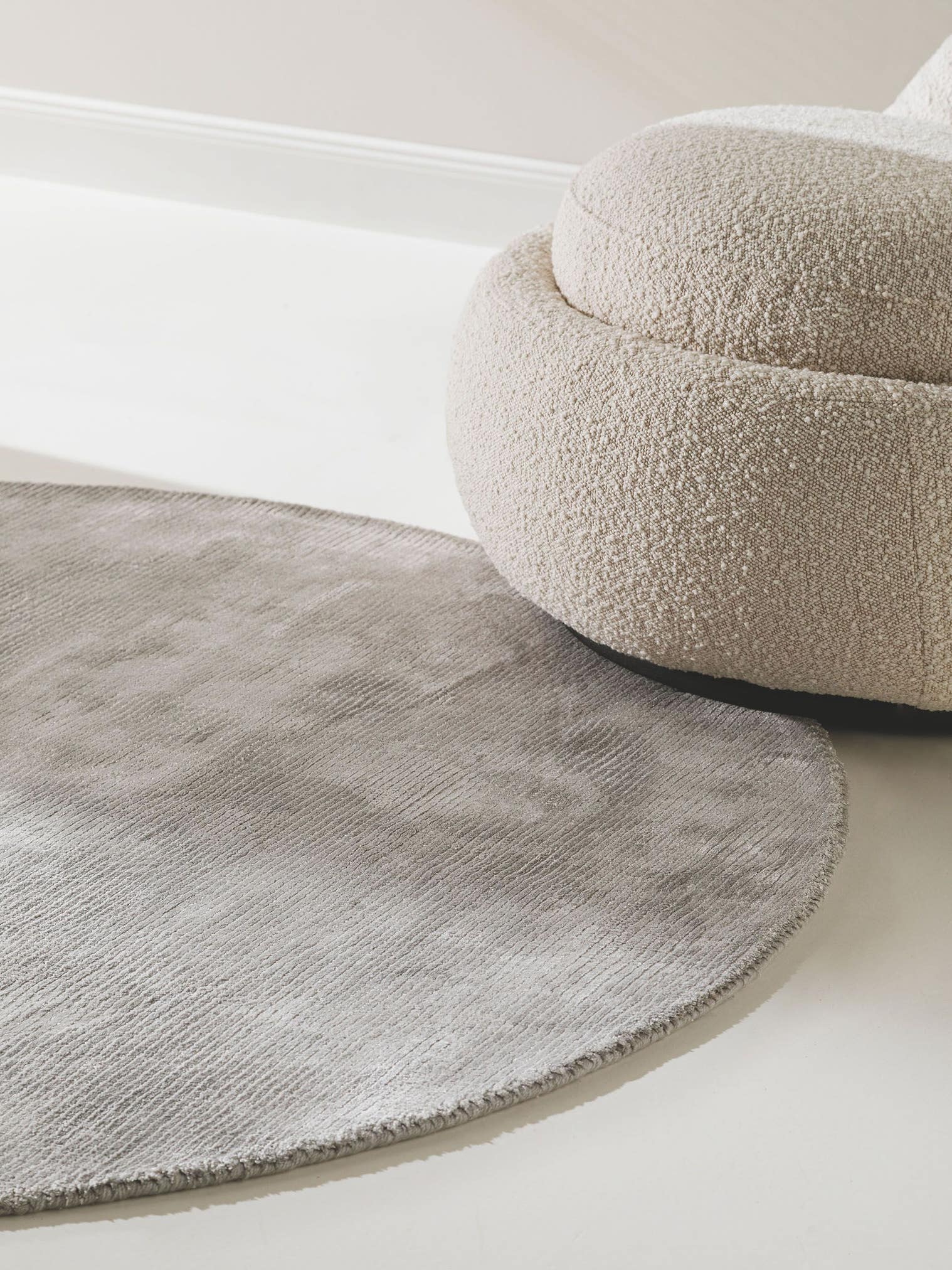 Tappeto di 100% Viscosa in Grigio con pelo alto 6 - 10 mm da benuta Finest