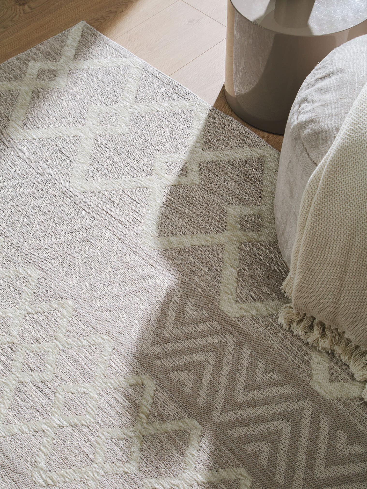 Tapijt van 60% Polyester, 40% Polypropyleen in Beige met een 1- 5 mm hoge pool van benuta Pop
